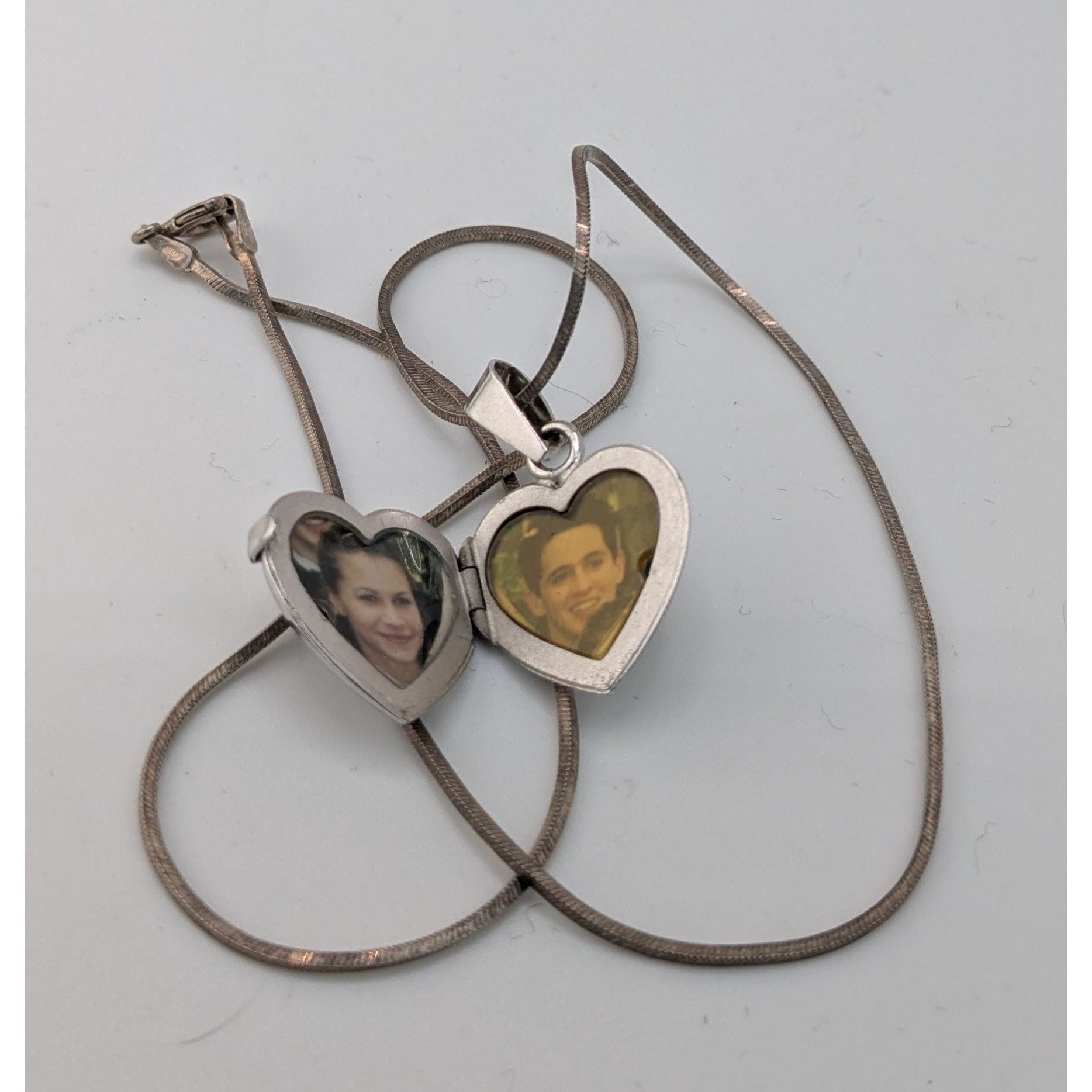Other Vintage Engraved Sterling Silver Heart Locket Necklace Size ONE SIZE - 10 Thumbnail