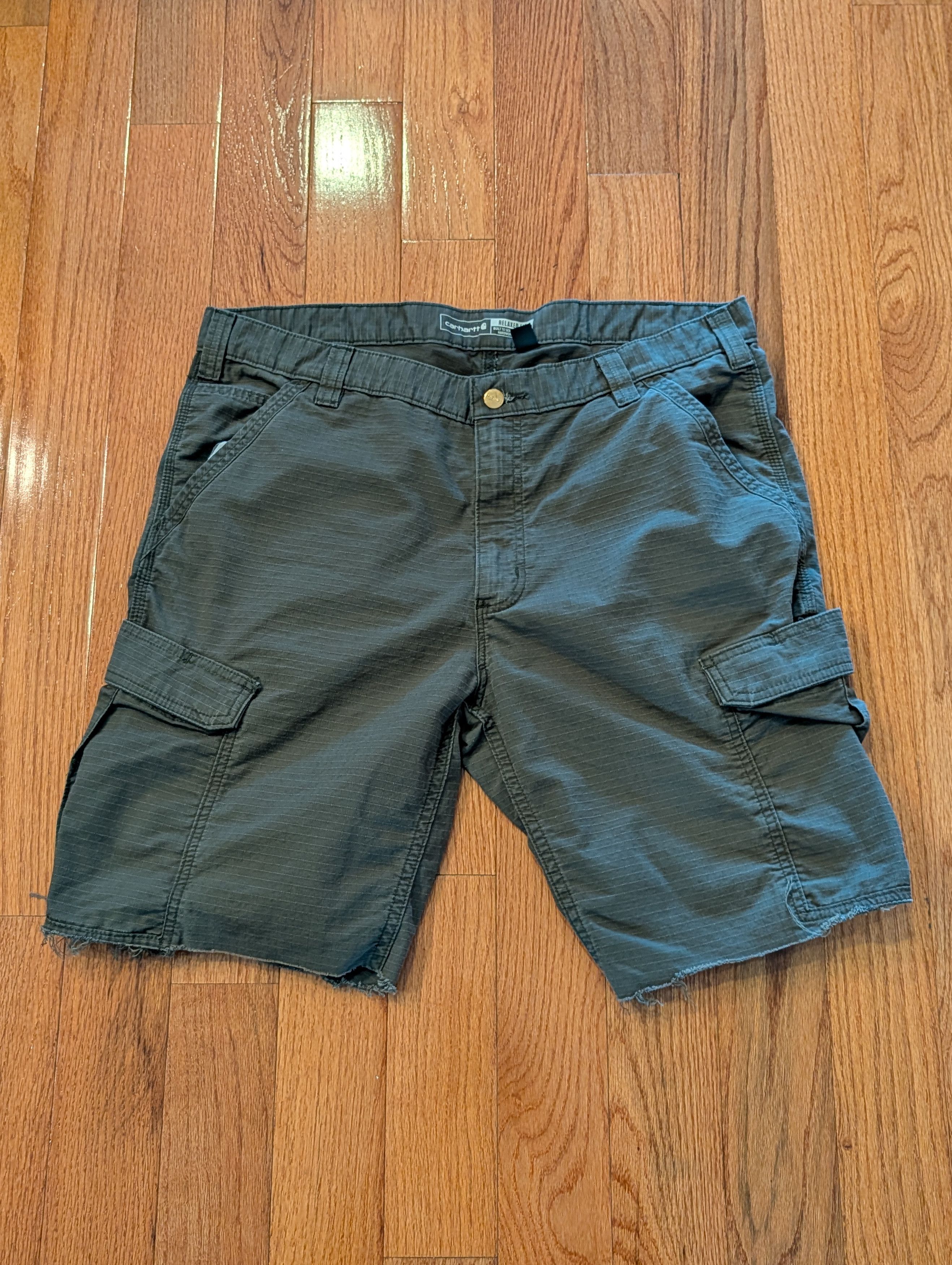 Carhartt Carhartt Green Size 38 Relaxed Fit Shorts Size US 38 / EU 54 - 1 Thumbnail