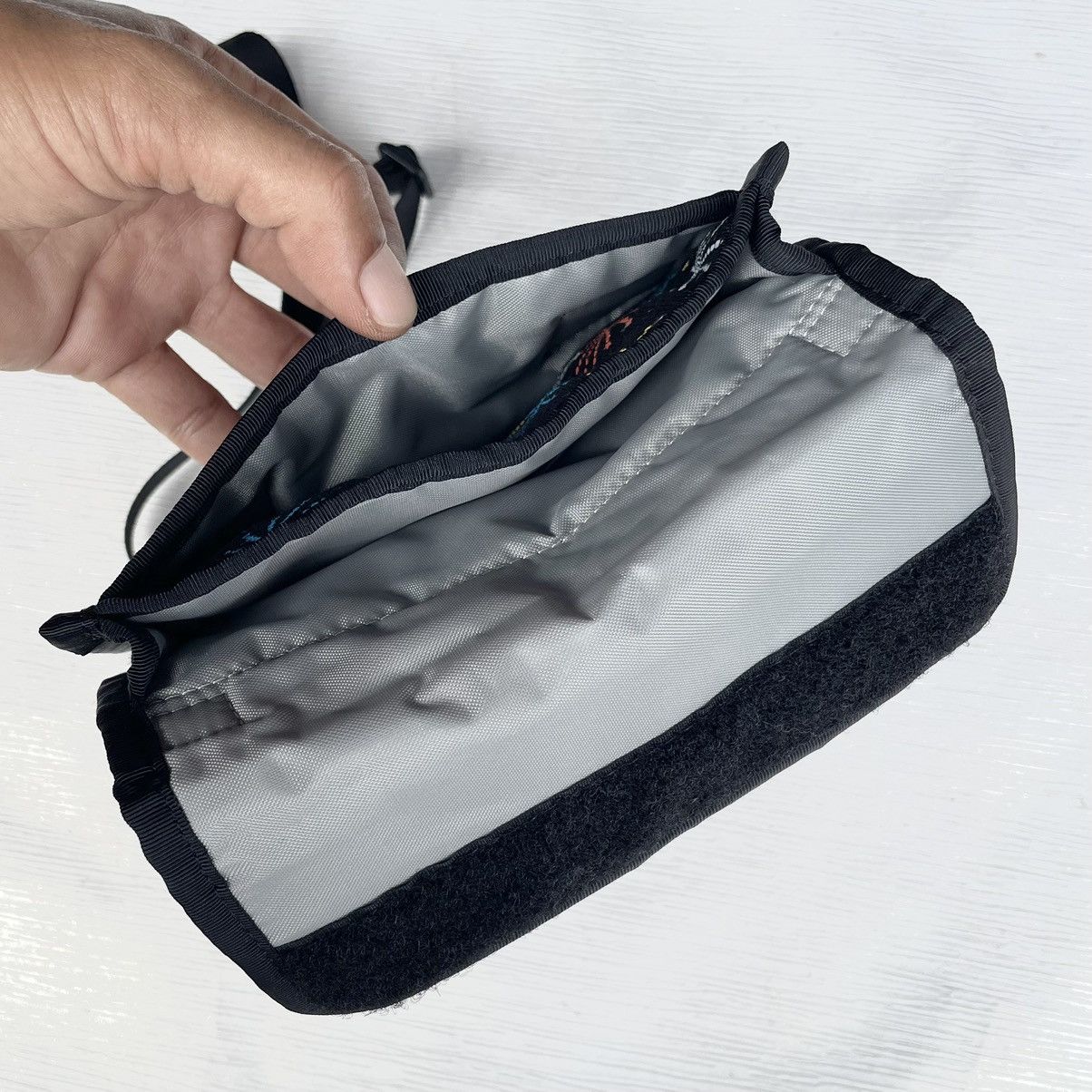 Chums Chums Flip On Small Crossbody Size ONE SIZE - 8 Thumbnail