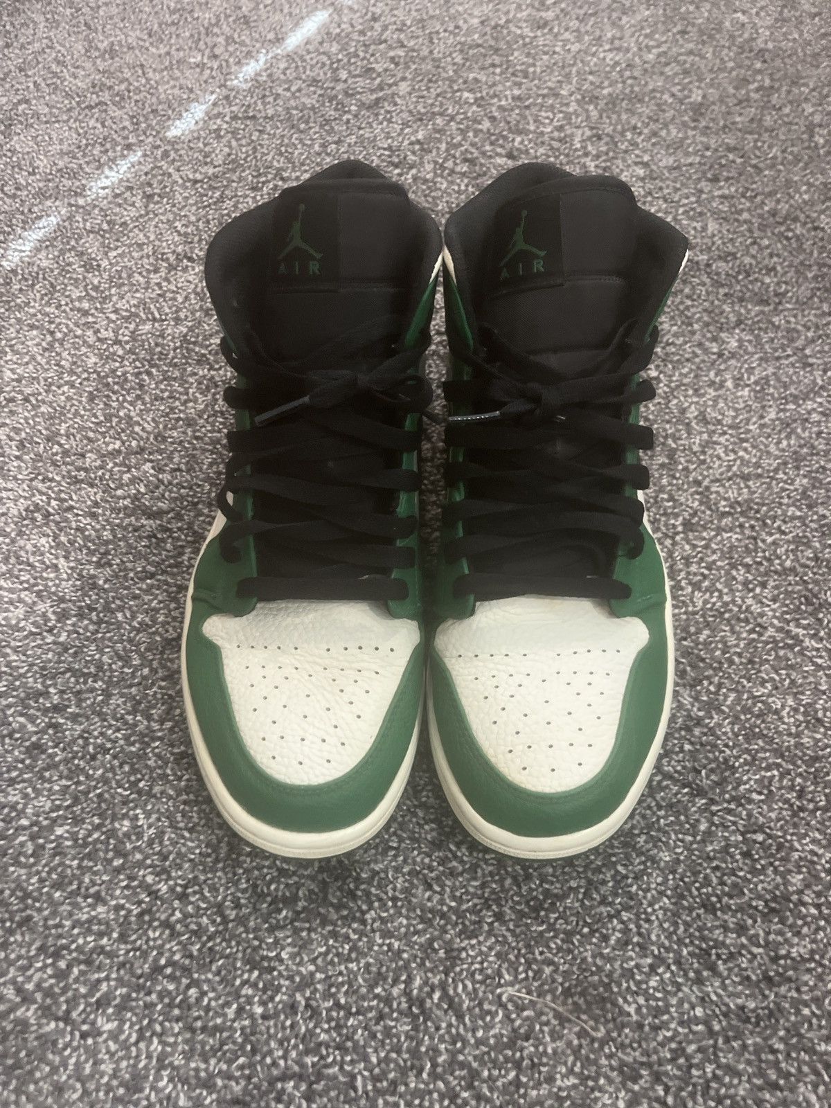 Jordan Brand Air Jordan 1 pine green Size US 10 / EU 43 - 3 Thumbnail