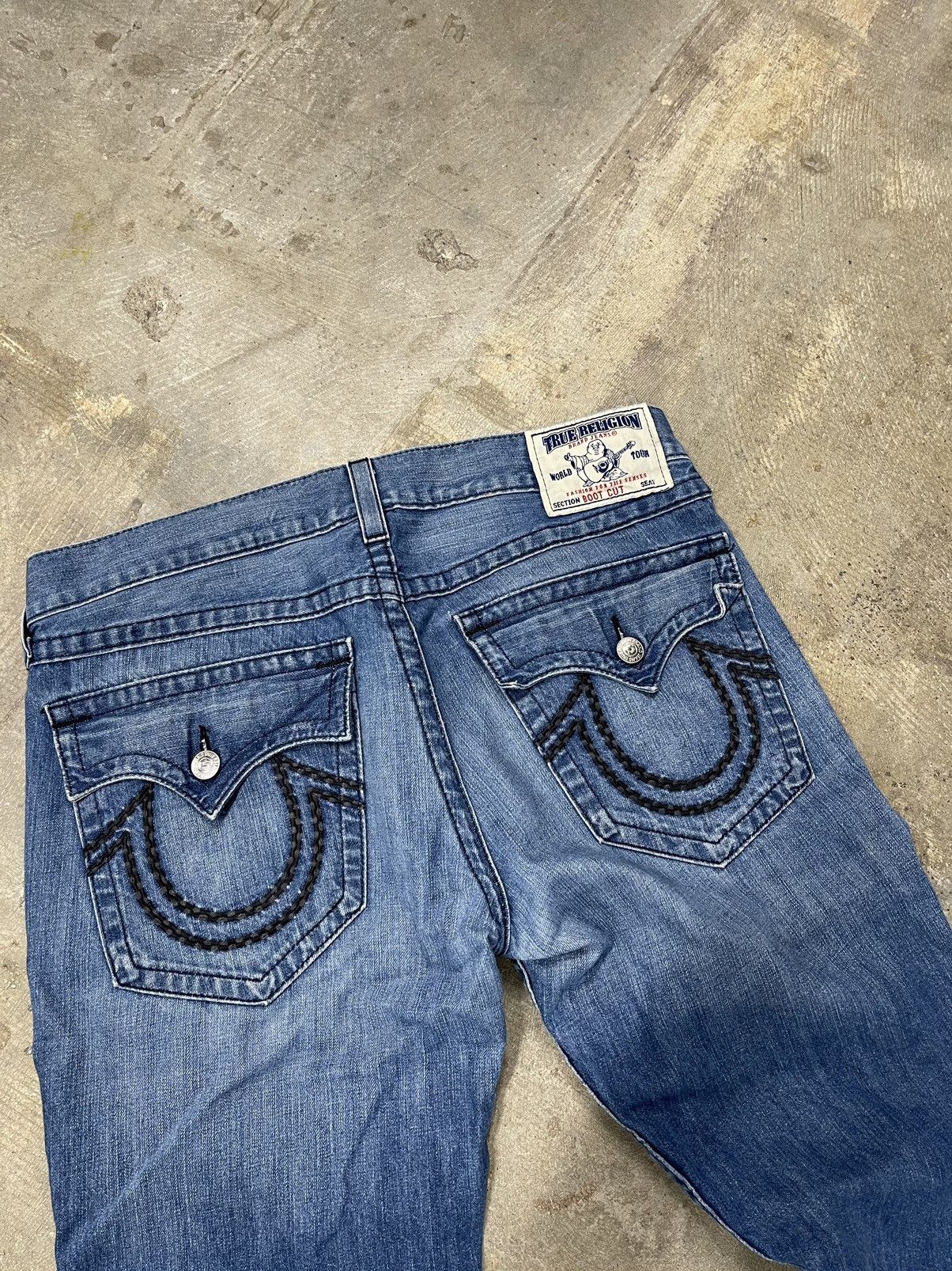 True Religion × Vintage Vintage Y2K True Religion Flared Light Wash Denim Size US 38 / EU 54 - 6 Thumbnail
