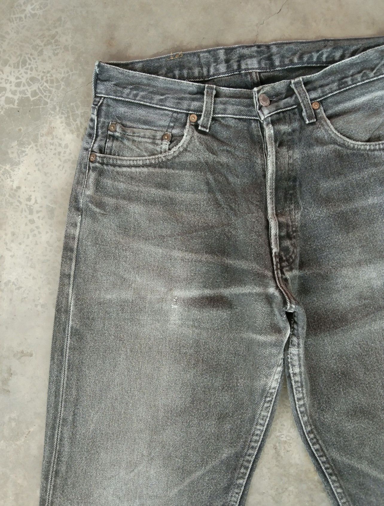Levi's 90s Vintage Levi's 501 Faded Black Distressed Jeans 30x32 Size US 30 / EU 46 - 9 Thumbnail