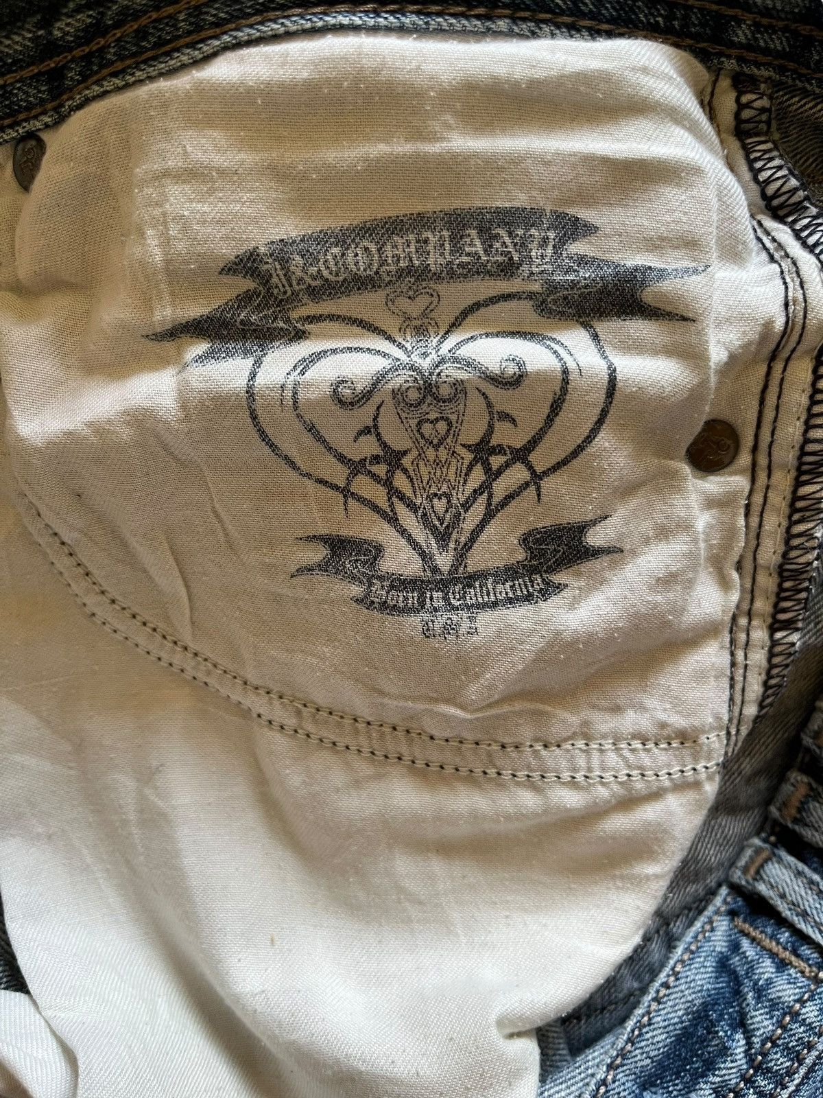Japanese Brand Vintage Japanese Brand Loose Embellished Jean Shorts Jorts Size US 31 - 10 Thumbnail