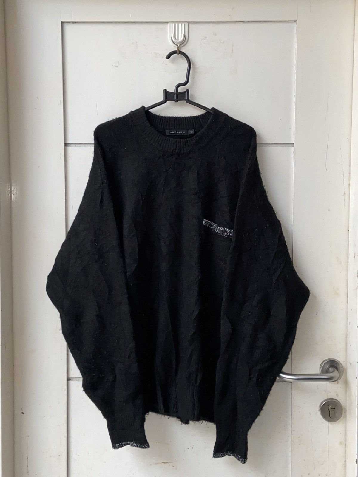 Issey Miyake NIKO AND… Black Sweater Size US XL / EU 56 / 4 - 1 Thumbnail