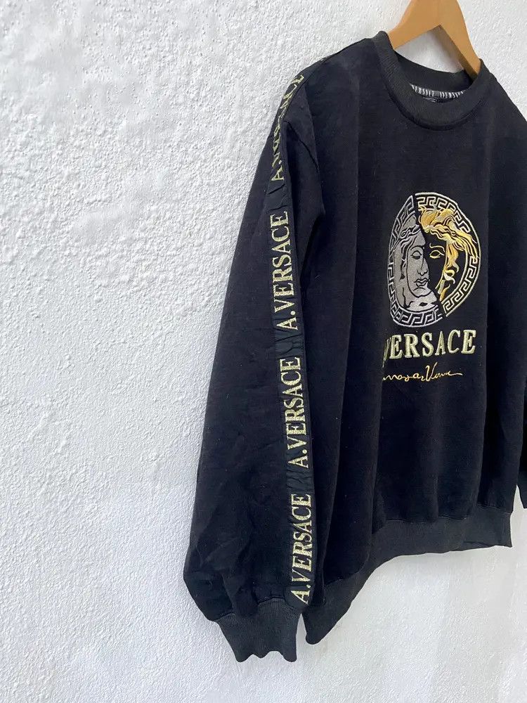 Versace A.Versace Big Logo Madusa Embroidered sweater Size US M / EU 48-50 / 2 - 4 Thumbnail