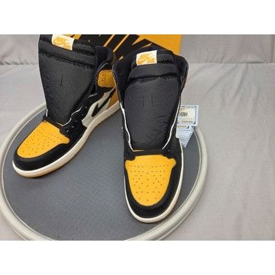 Jordan Brand Nike Air Jordan 1 High OG Taxi Yellow Toe Men’s Size 12 5550 Size US 12 / EU 45 - 13 Thumbnail