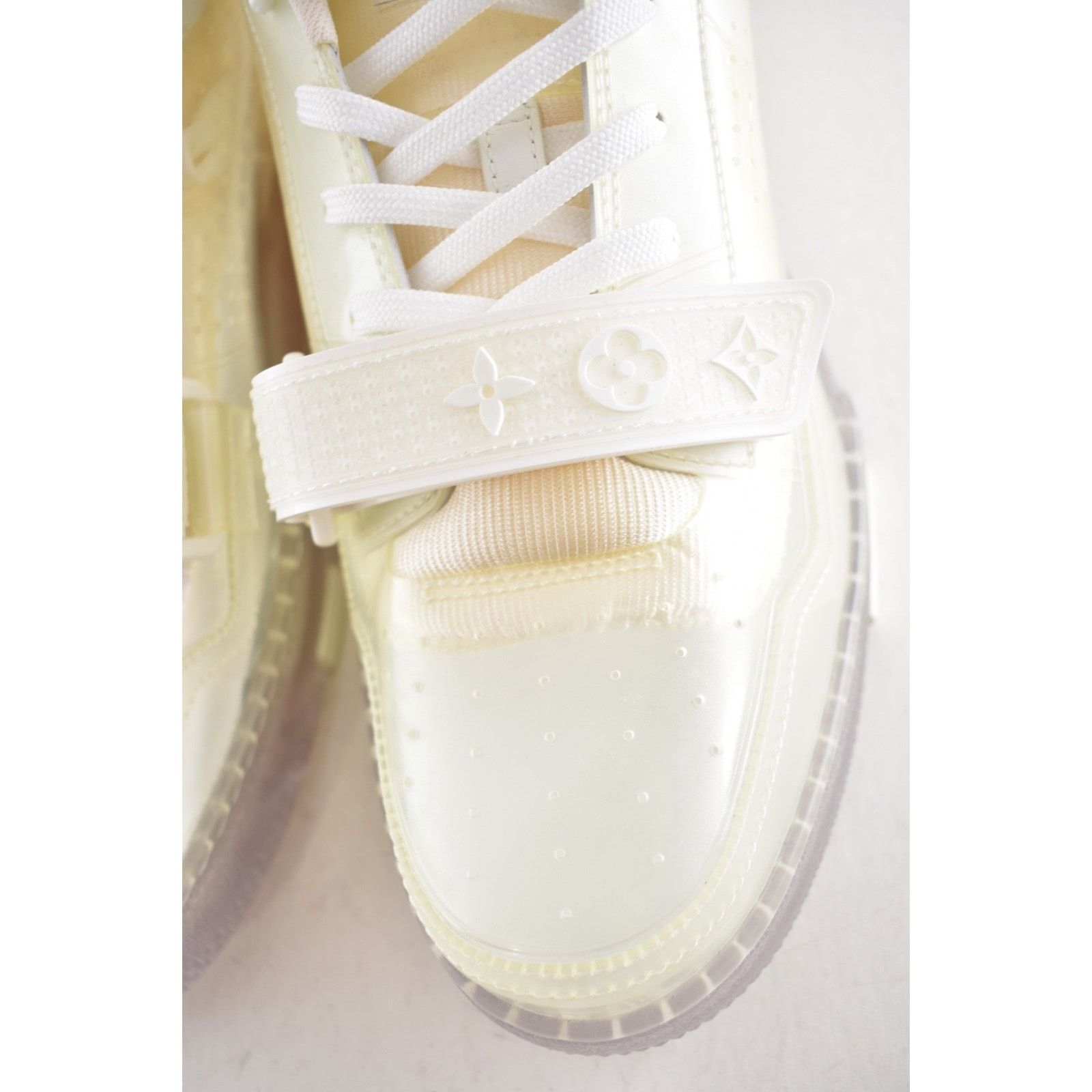 Louis Vuitton Louis Vuitton Transparent Clear PVC Strap Low Top Trainer Size US 9 / EU 42 - 11 Thumbnail