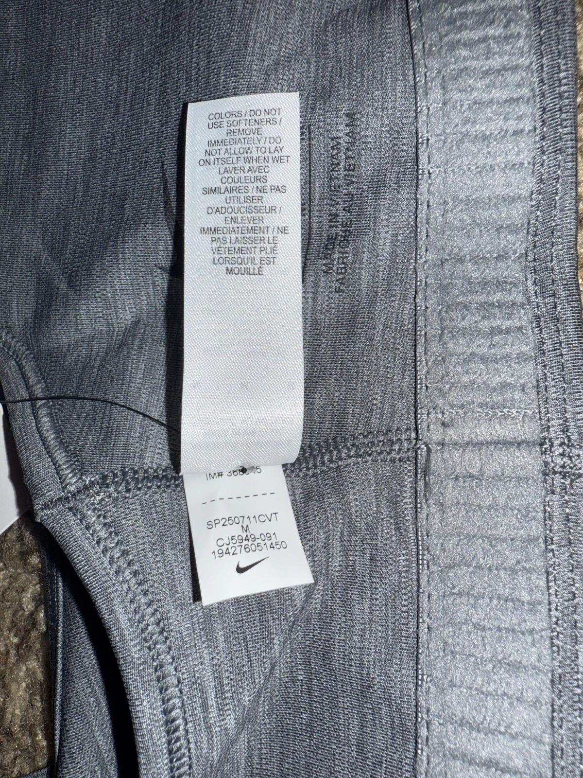 Nike Nike Women's Swoosh Medium-Support Sports Bra 2.0 Size ONE SIZE - 7 Thumbnail