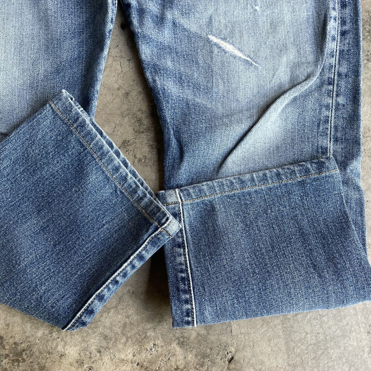 Levi's Vintage Clothing 🔥Vintage Levis 502 Big E Stoned Washed Ripped Distress Jeans Size US 31 - 7 Thumbnail