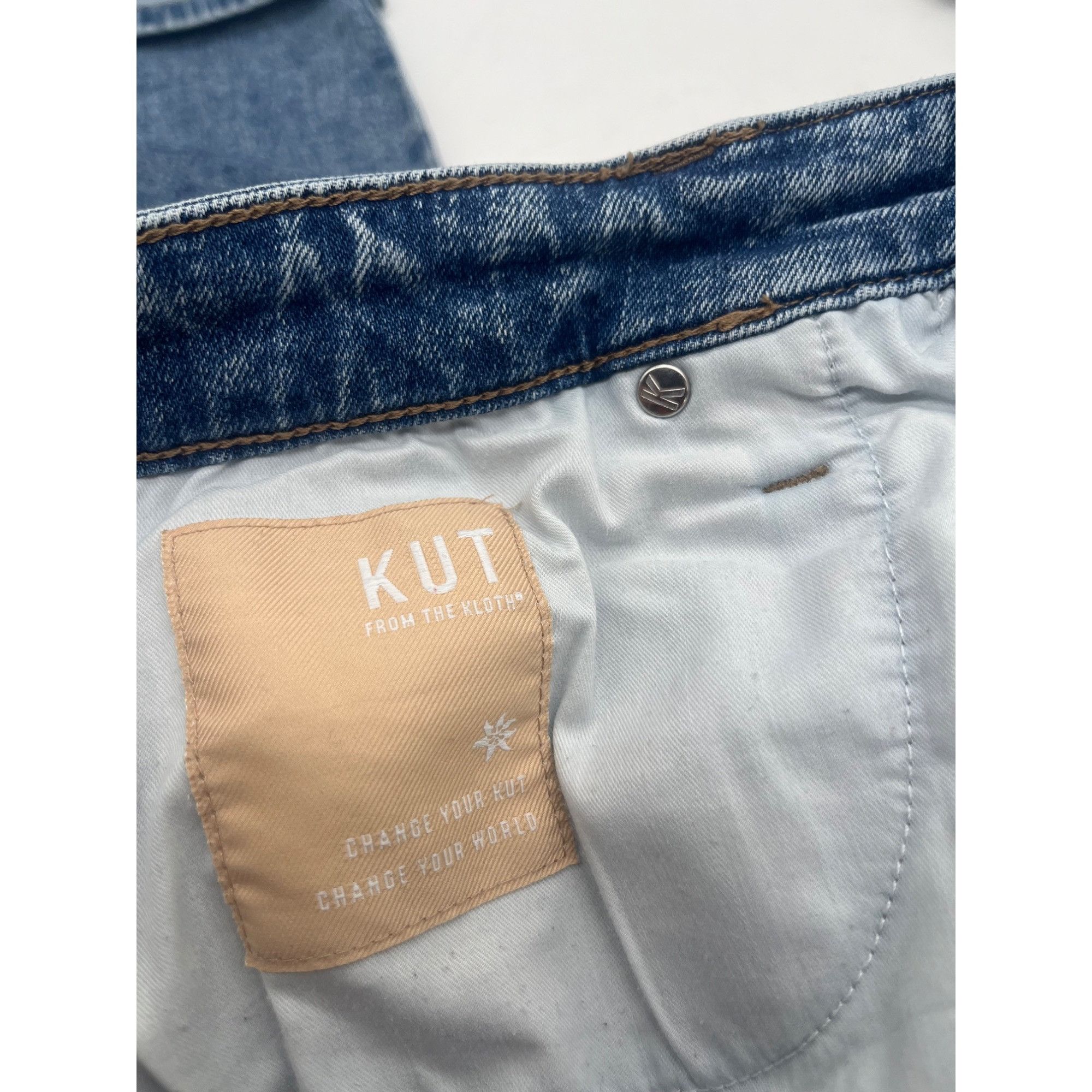 Other Kut from the Kloth Rachel Fab Ab Mom’s Destroyed cuffed Crop Size 32" / US 10 / IT 46 - 9 Thumbnail