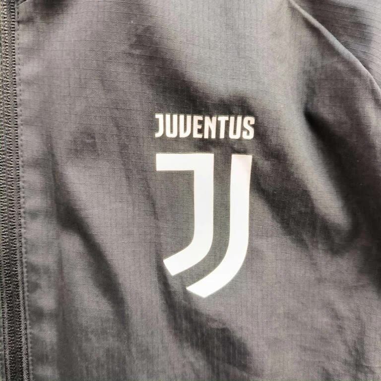Adidas Juventus 2018-19 Adidas jacket size M Size US M / EU 48-50 / 2 - 3 Thumbnail