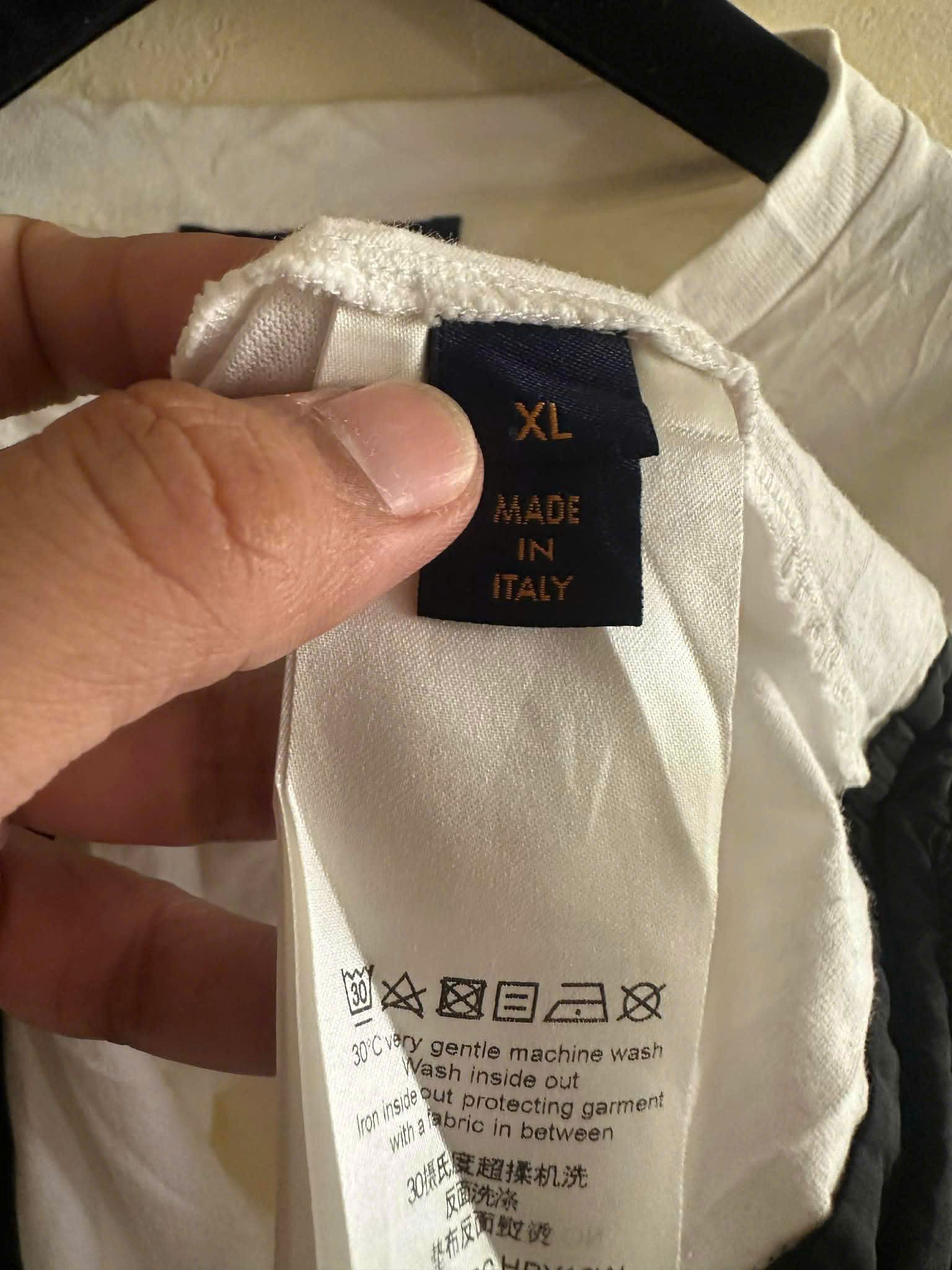 Louis Vuitton LOUIS VUITTON T SHIRT Size US XL / EU 56 / 4 - 6 Thumbnail