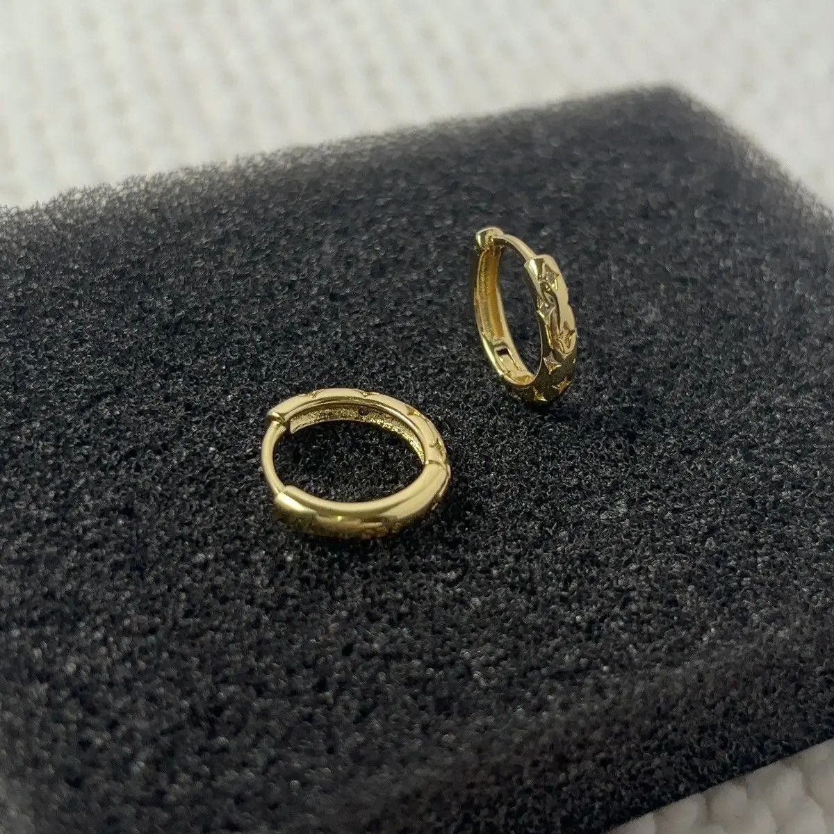 Jewelry Star Small Hoop Earrings for Women Men Unisex Earrings Size ONE SIZE - 5 Thumbnail