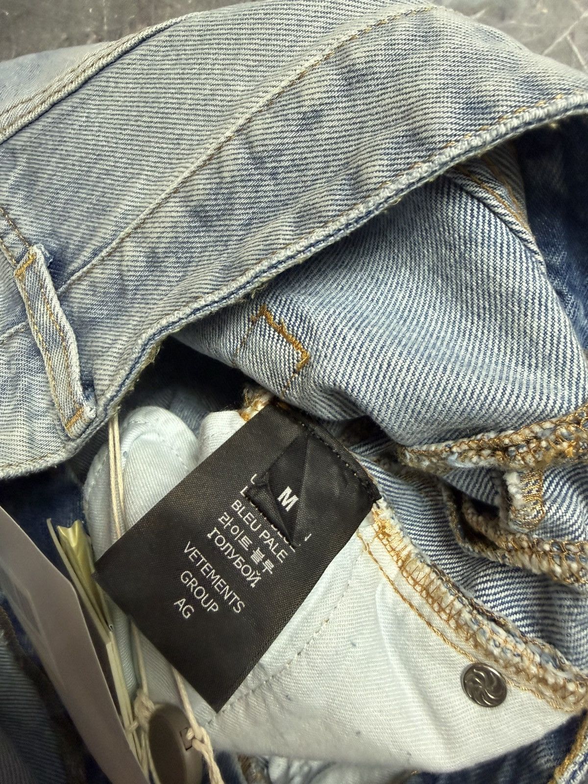 Vetements Vetements Distressed Jeans Size US 32 / EU 48 - 14 Thumbnail