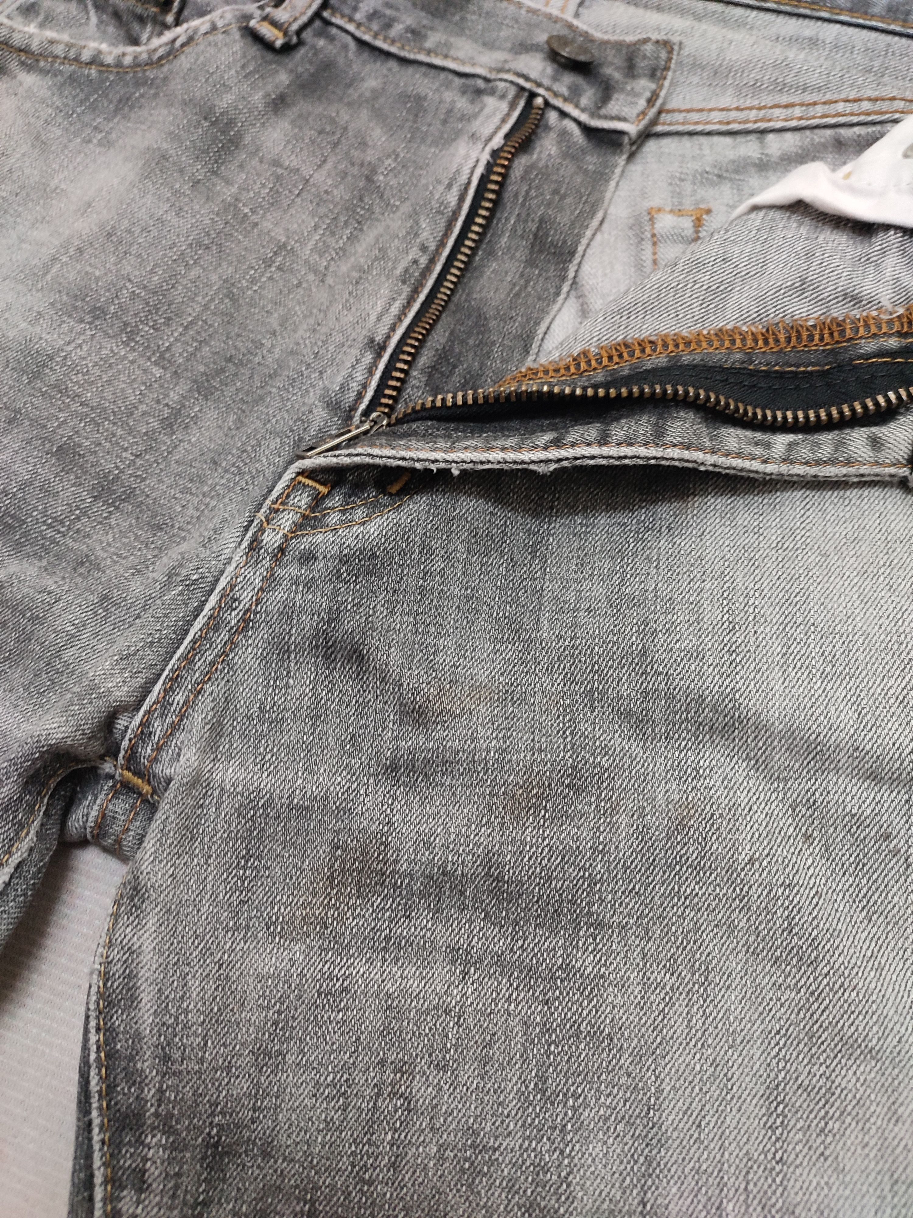Uniqlo 💥Need Gone💥 90s Uniqlo Distressed Denim Size US 35 - 8 Thumbnail