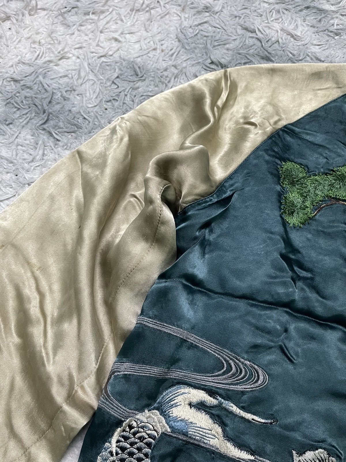 Toyo Enterprises VINTAGE SUKAJAN KOI FISH EMBROIDERED 💯 RAYON REVERSIBLE Size US L / EU 52-54 / 3 - 18 Thumbnail