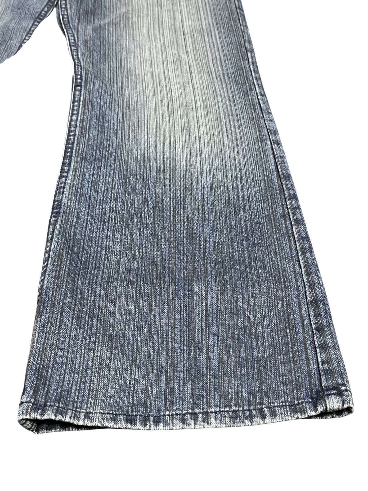Armani Exchange Armani Exchange USA-Made Pinstripe Flare Denim - Rare Find Size US 31 - 6 Thumbnail