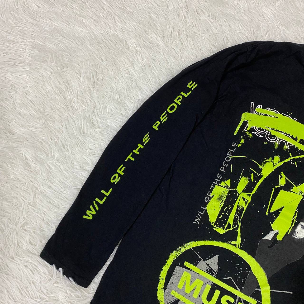 Band Tees Preloved Rock band muse will of the people tour official Size US L / EU 52-54 / 3 - 2 Thumbnail