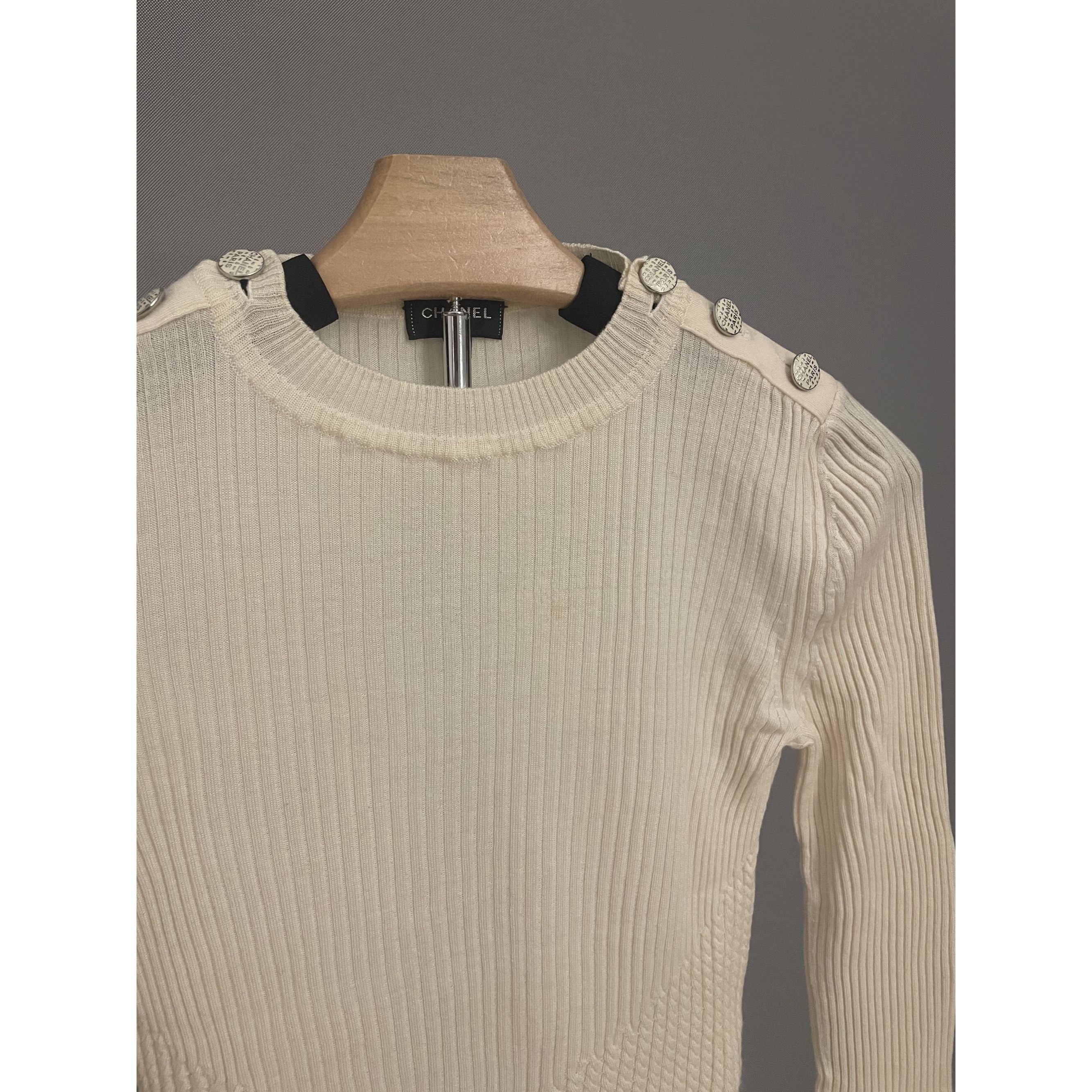 Chanel Chanel Cream Ribbed Knit Sweater With Button Shoulder Detail Size XXS / US 00 / IT 34 - 3 Thumbnail