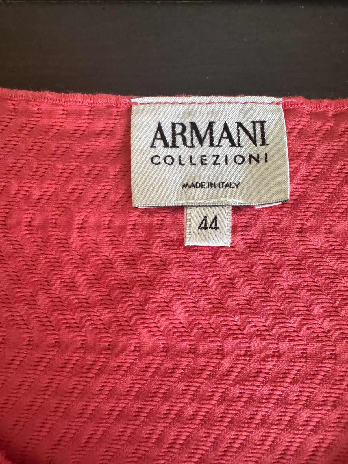 Armani Collezioni ARMANI Collezioni Coral Textured Top 8/44 Size M / US 6-8 / IT 42-44 - 5 Thumbnail