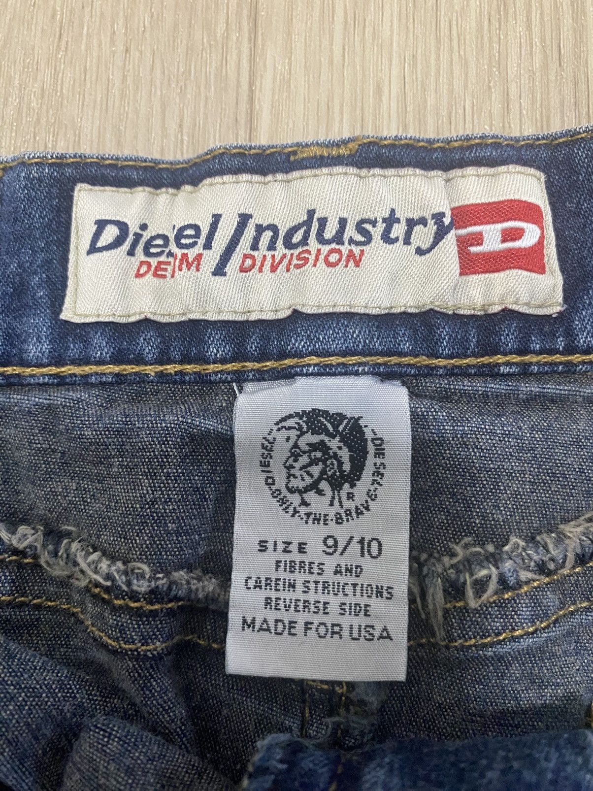 Diesel DIESEL INDUSTRIES MINI DENIM SKIRT Size 26" / US 2 / IT 38 - 8 Thumbnail