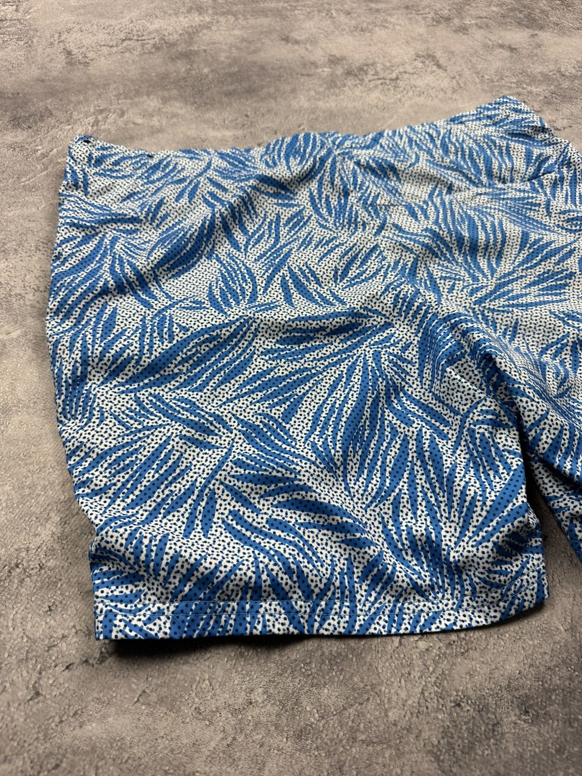 Nike Vintage Nike Swim Shorts Monogram Y2K Swoosh Swimwear Size S Size US 30 / EU 46 - 14 Thumbnail