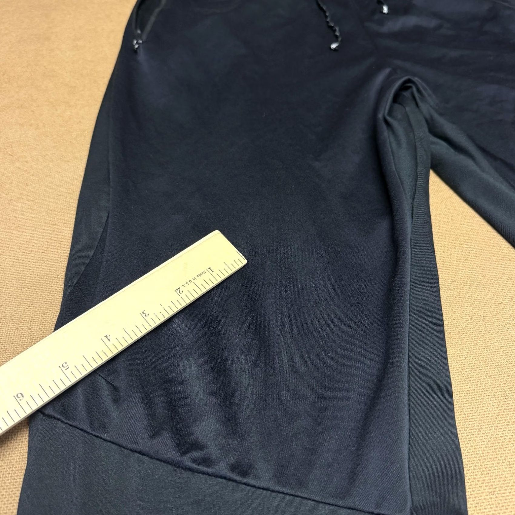 Nike Nike Shield Track Pants Mens Large Black Elastic Waist Reflective Zip Pockets Size US 33 - 2 Thumbnail
