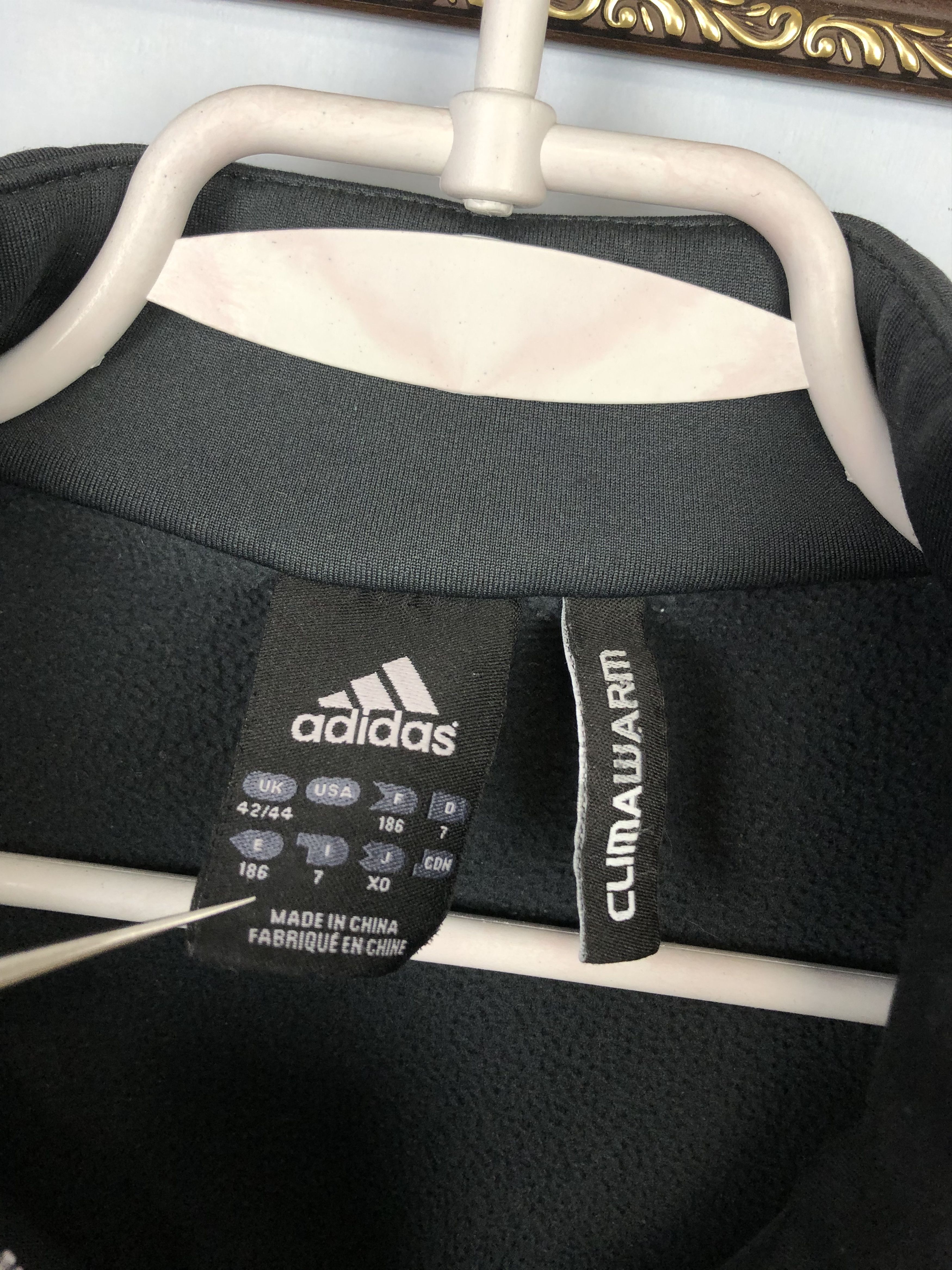 Adidas Vintage Adidas Liverpool Football Jacket Track Top Train Size US L / EU 52-54 / 3 - 5 Thumbnail