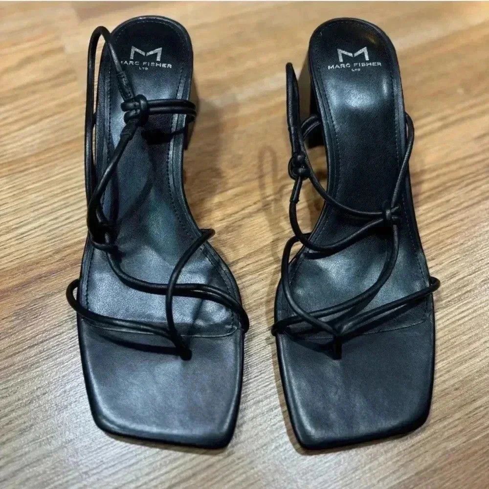 Marc Fisher Marc Fisher Chiara Strappy Heel NWT Size US 9.5 / IT 39.5 - 4 Thumbnail