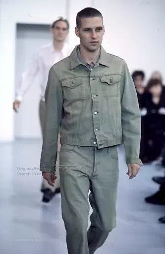 Helmut Lang Helmut Lang Show model distressed type 3 denim jacket Size US M / EU 48-50 / 2 - 6 Thumbnail