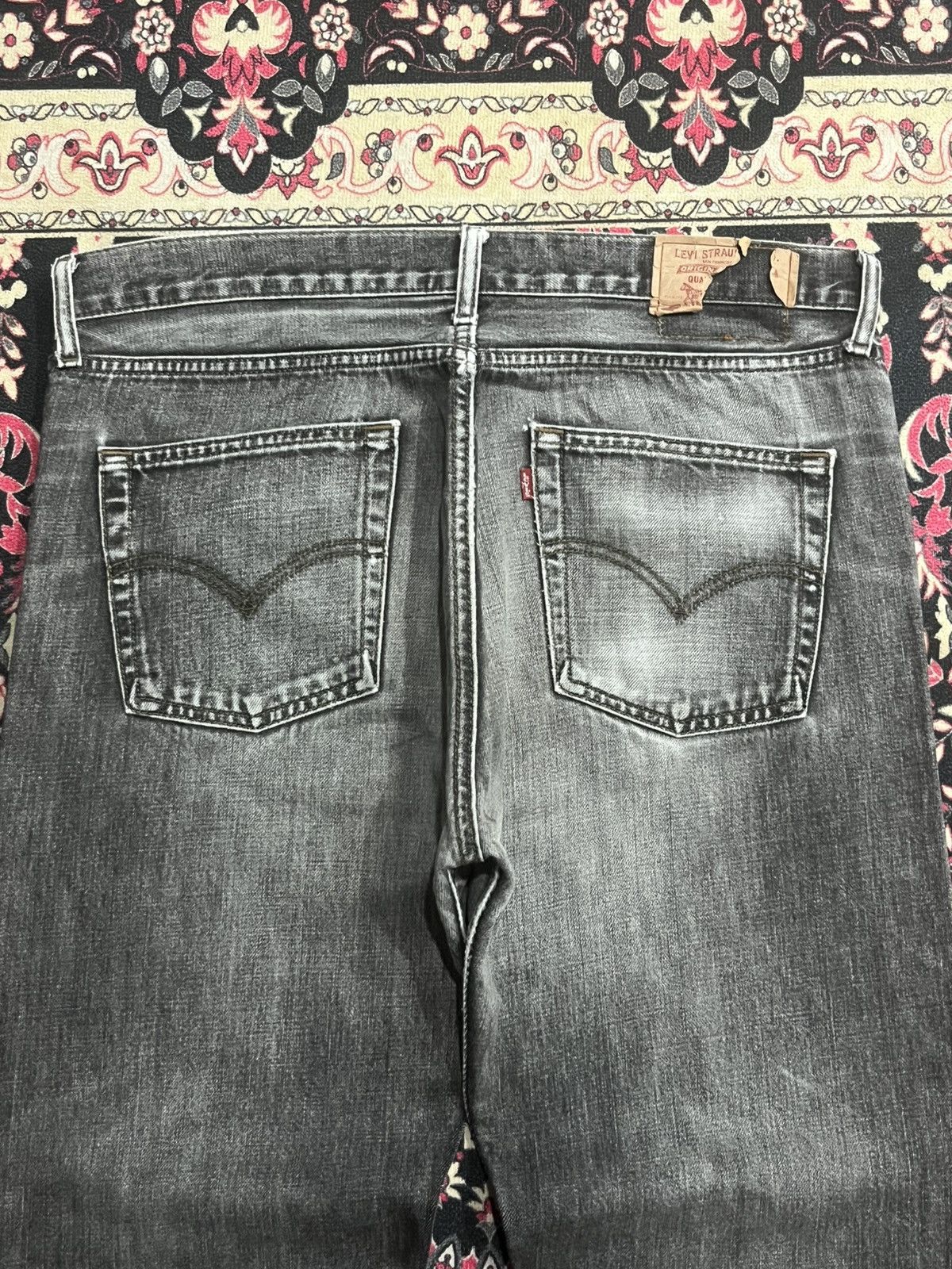 Levi's Vintage Levi’s 503 Black Faded Washed Loose Leg Jeans Size US 36 / EU 52 - 8 Thumbnail