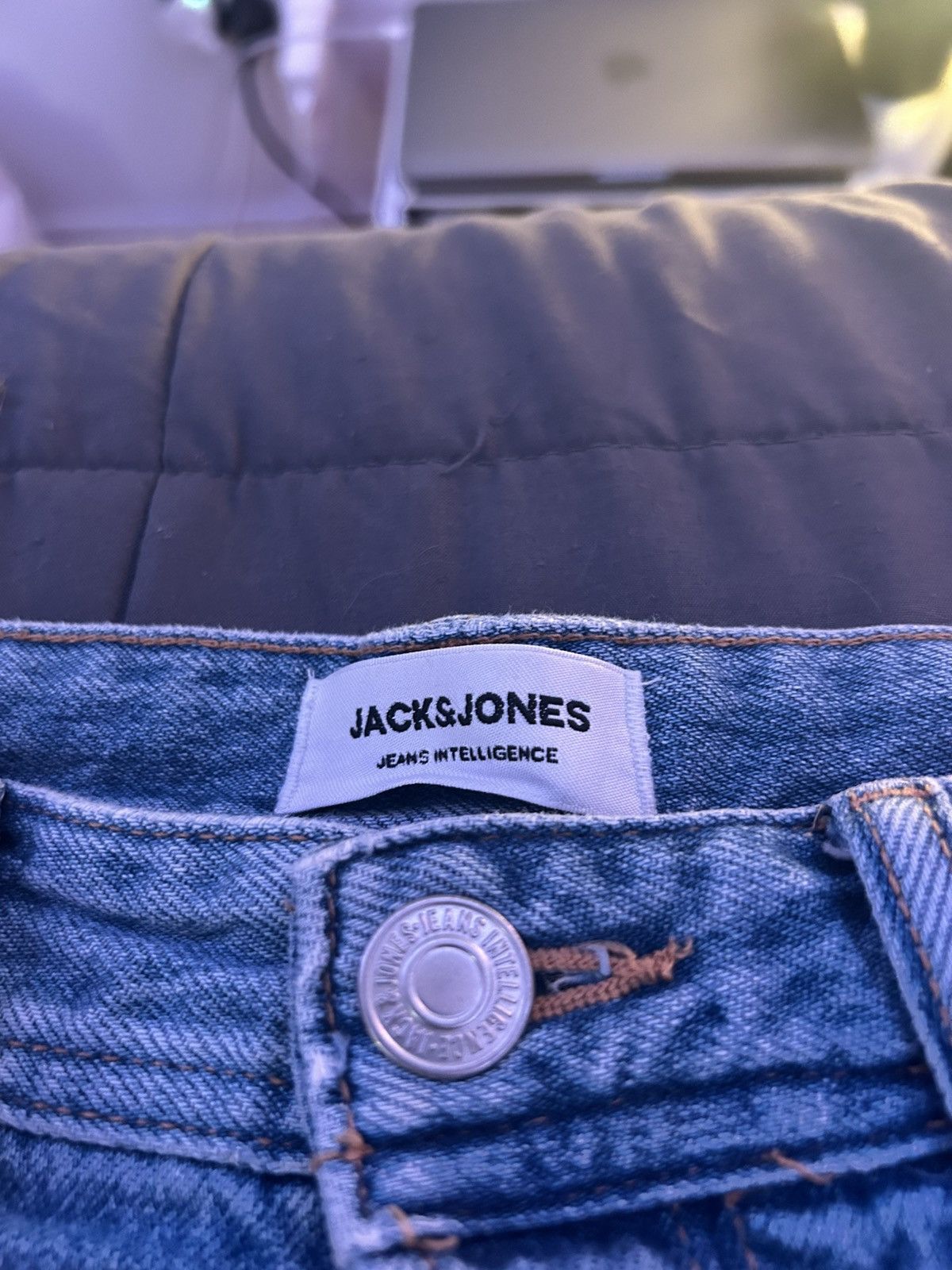 Jack & Jones Jacks and Jones Classic Denim Size US 30 / EU 46 - 3 Thumbnail