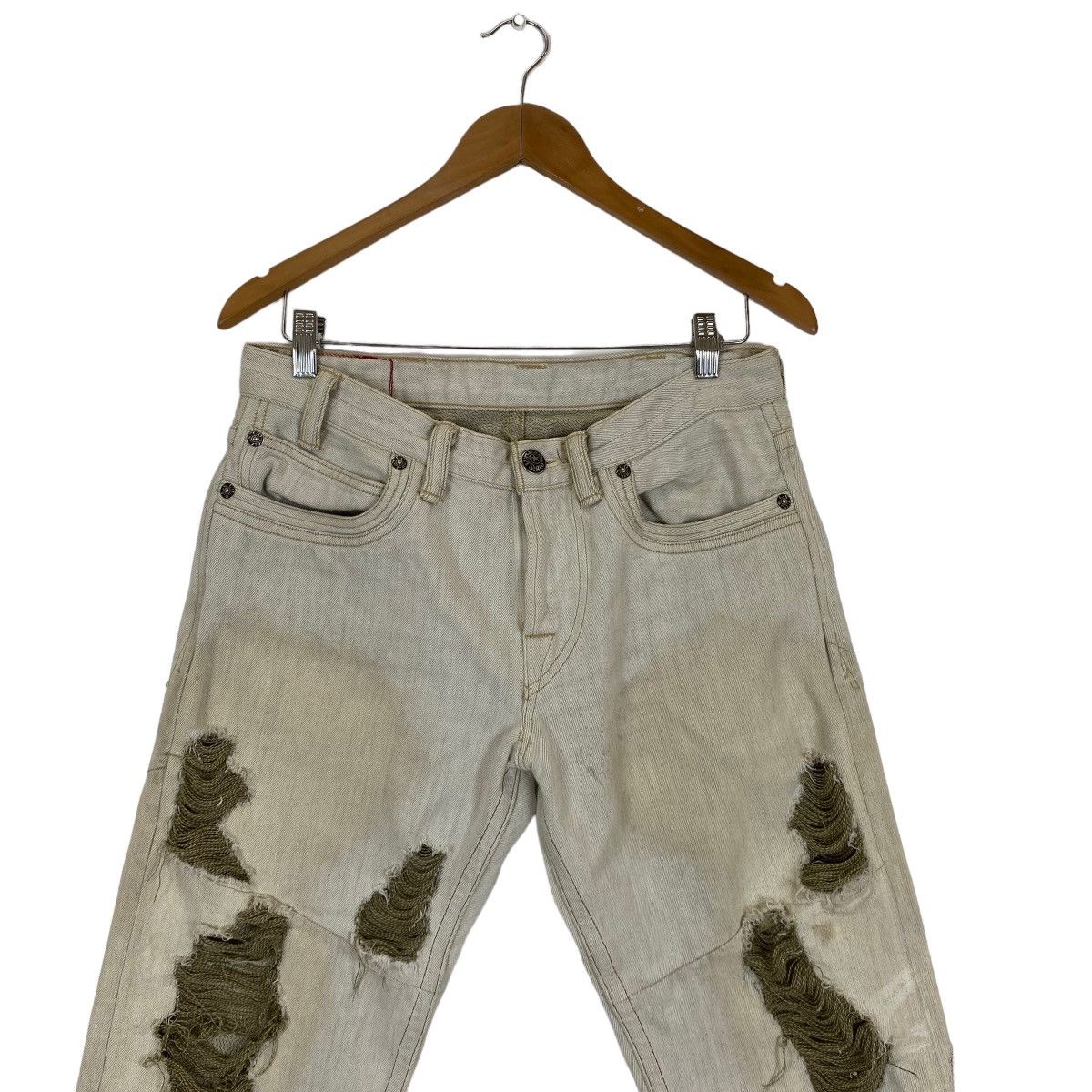 Levi's Nice design Levi's Red distressed style jeans Size US 32 / EU 48 - 3 Thumbnail