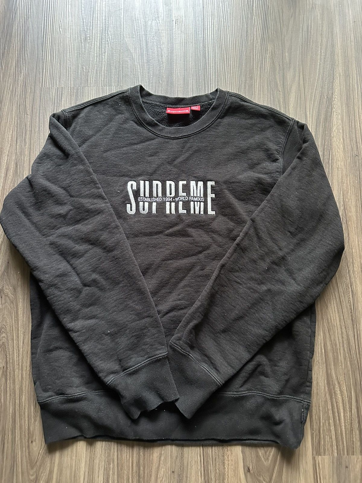 Supreme Supreme 'World Famous' Crewneck | Grailed