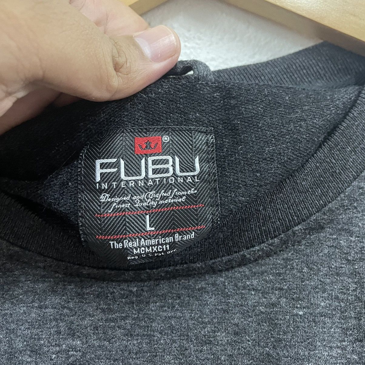 Fubu × Japanese Brand × Vintage 🔥🔥🇯🇵Vintage FUBU Small Logo Tapped Design Sweatshirts Size US M / EU 48-50 / 2 - 8 Thumbnail