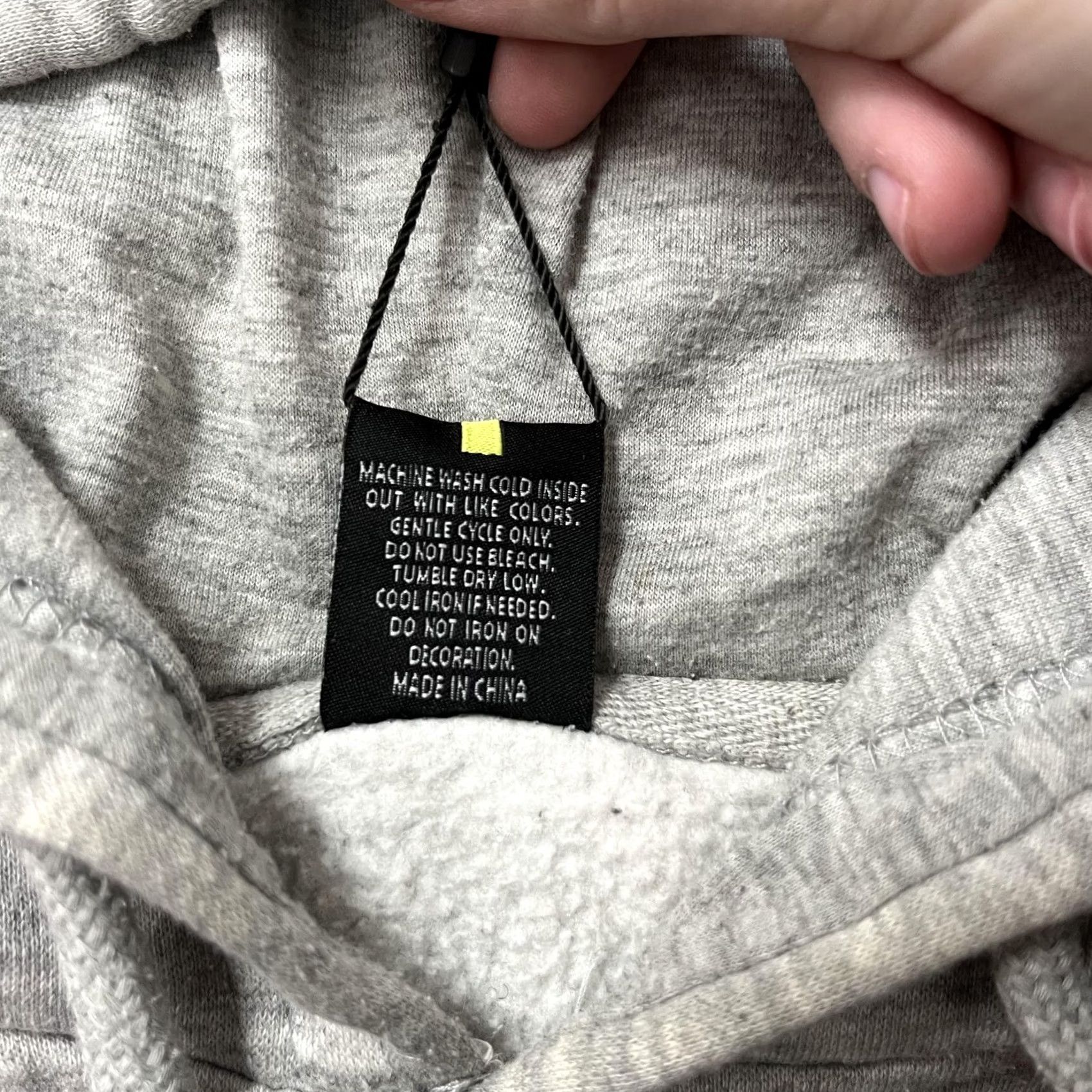 Vintage Screenshot Hoodie Mens Medium Gray Privileged Chenille Graphic Fleece Sweatshirt Size US M / EU 48-50 / 2 - 6 Thumbnail