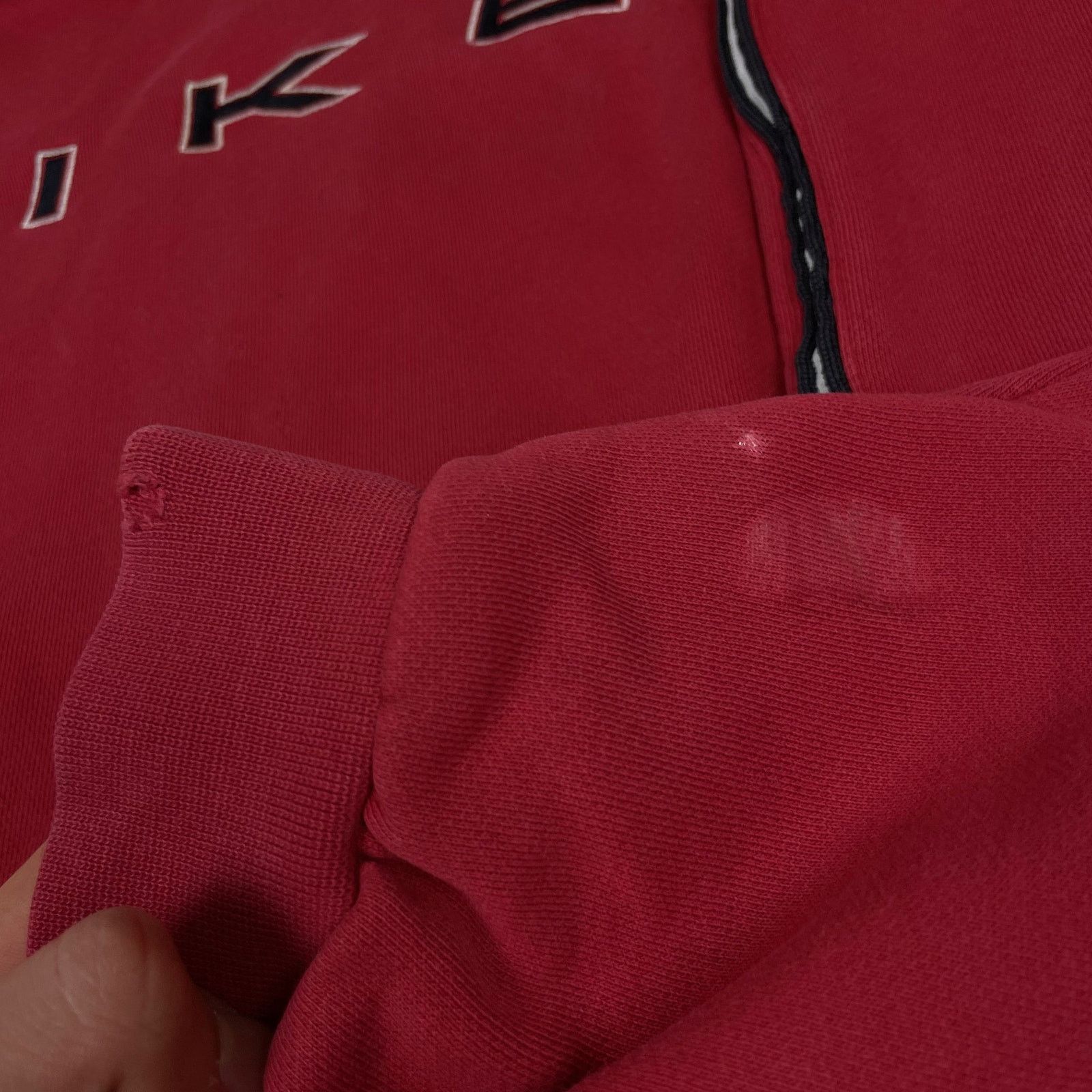 Nike × Vintage Vintage Nike Men Red Spellout Fleece Lined Sweatshirt Medium Size US M / EU 48-50 / 2 - 4 Thumbnail