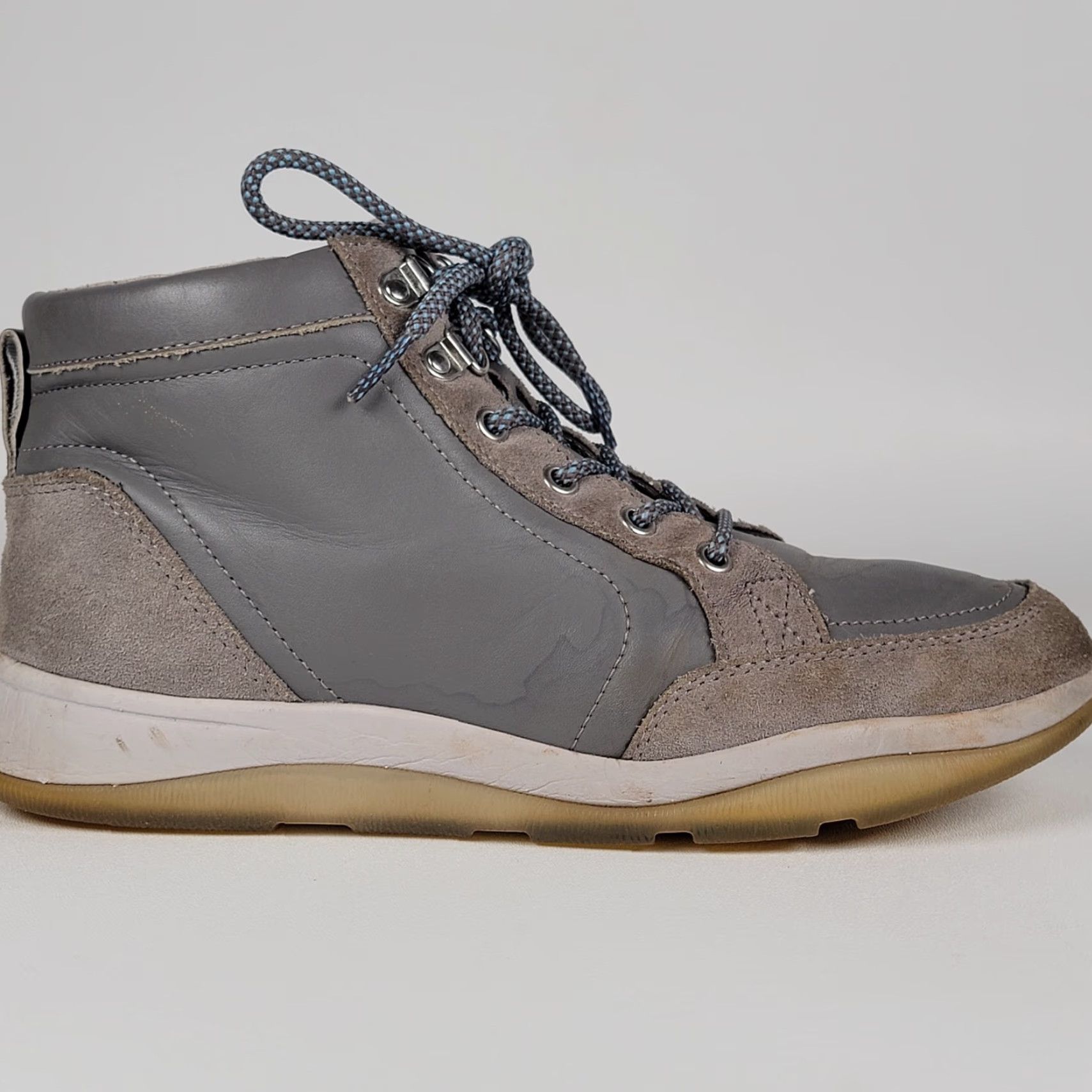 Vionic Vionic Whitley Water Repellent Gray Leather Zip Comfort Boot Women 9 Size US 7 / IT 37 - 3 Thumbnail