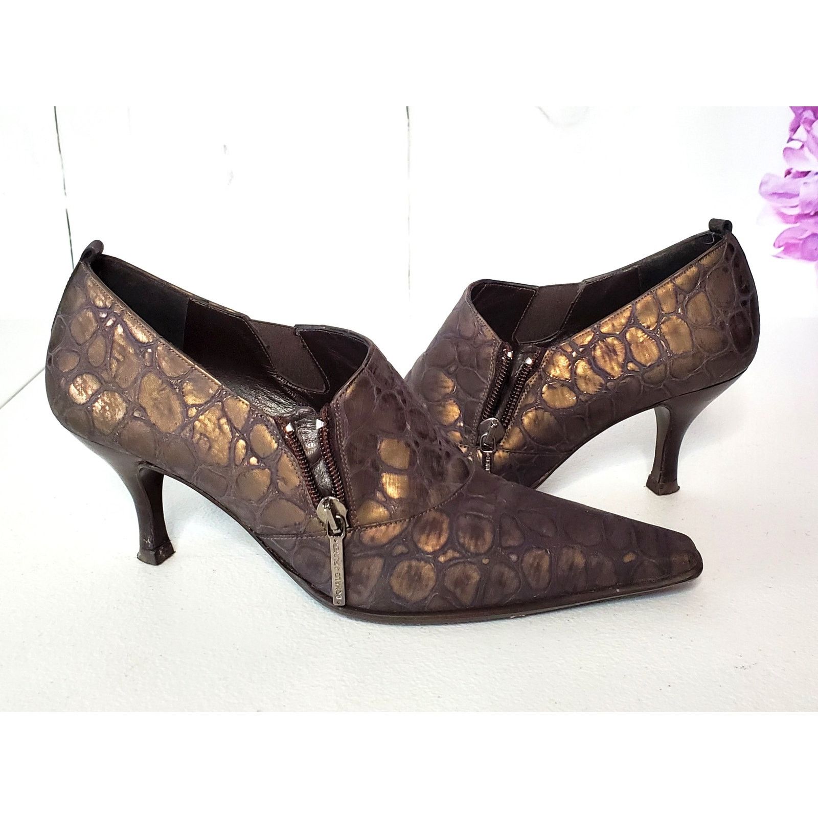 Donald Pliner Donald J Pliner Lexi Crocodile Embossed Leather Zip Booties Size US 7.5 / IT 37.5 - 7 Thumbnail