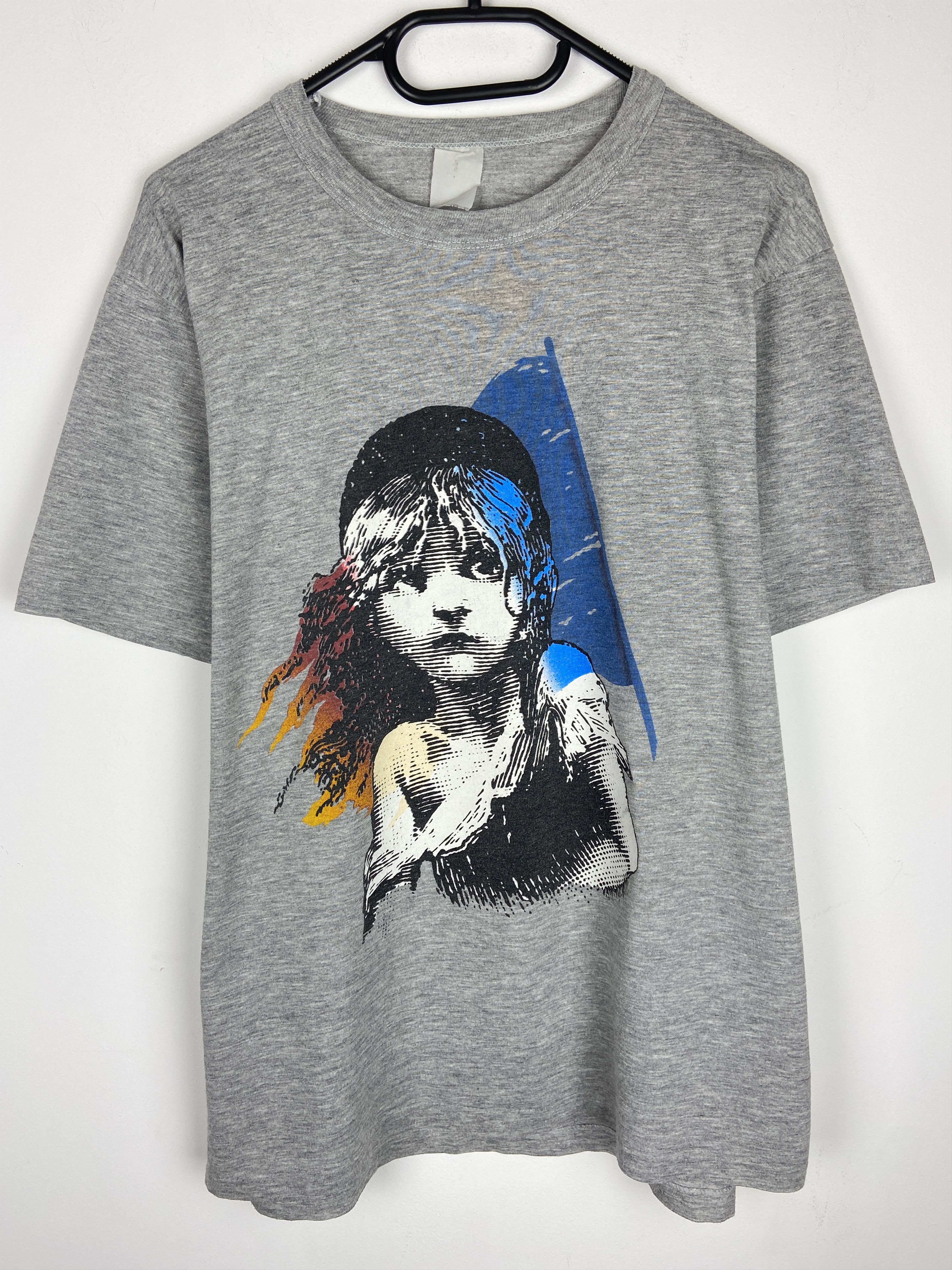 Vintage 80s Vintage Les Miserables Graphic Single Stitch T Shirt 90s Size US M / EU 48-50 / 2 - 1 Thumbnail