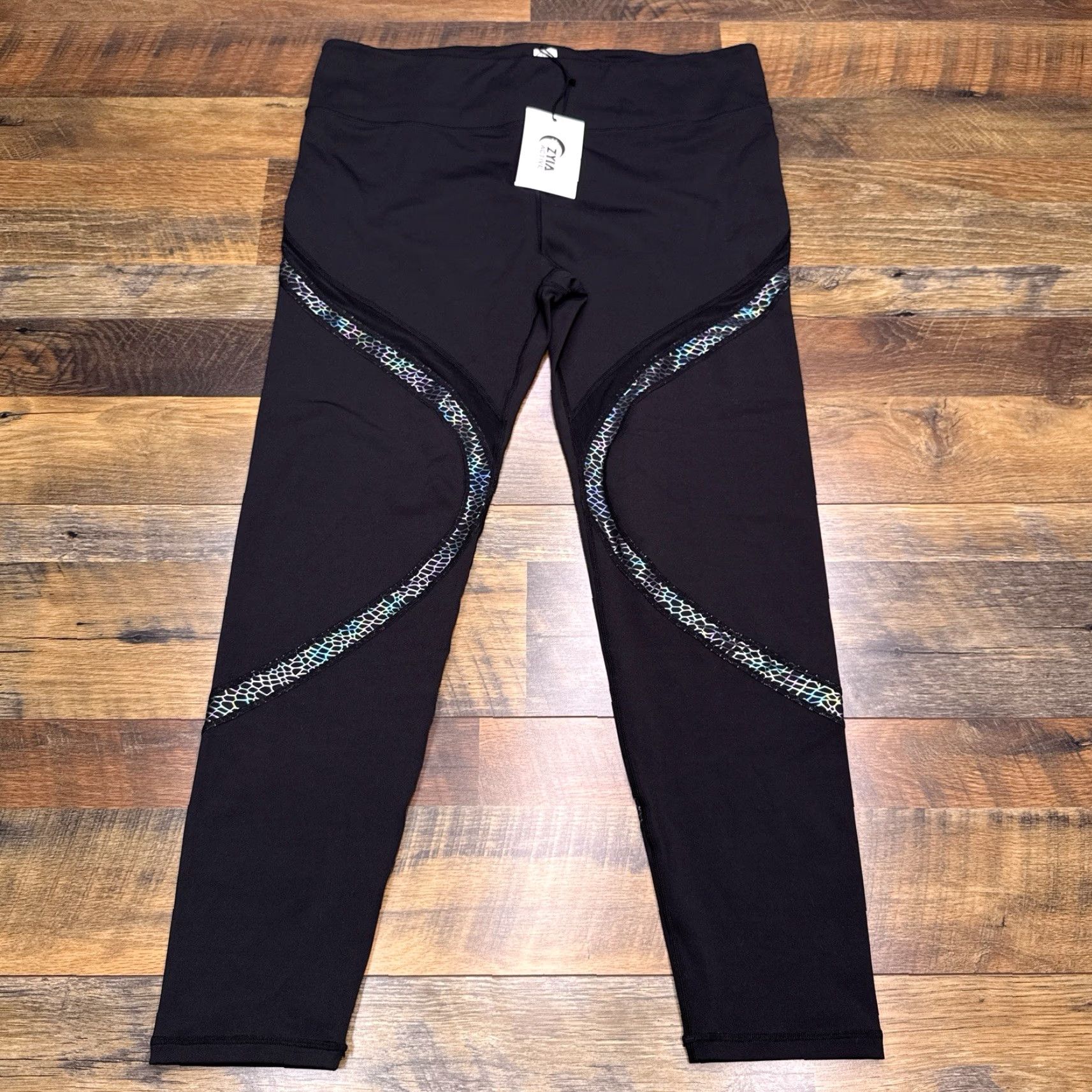 Vintage Zyia Active Leggings Women's 20 Black Reflective Serpent 28 Inch Hi Rise Skinny Inseam 26.5 in Activewear Yoga Gym & Training Size 42" / US 20 - 2 Thumbnail
