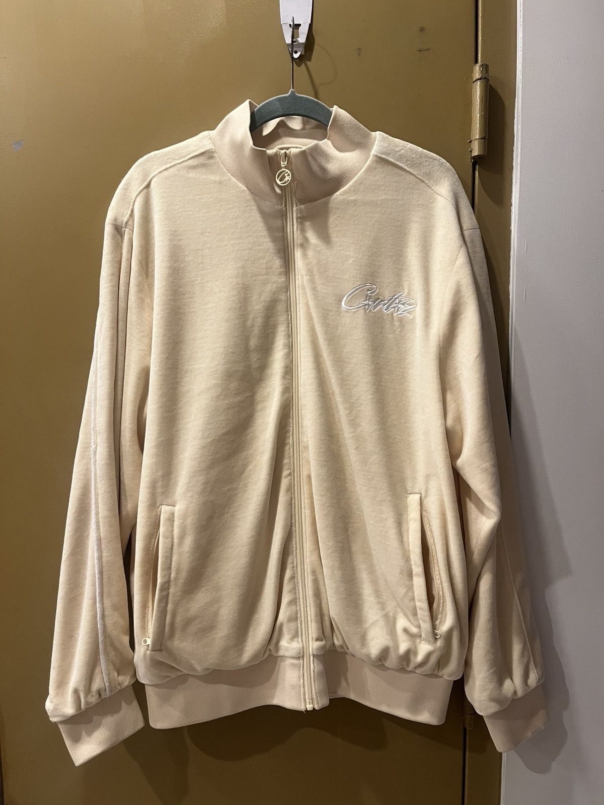 Corteiz Corteiz Allstarz VVS Velour jacket size Large - vanilla