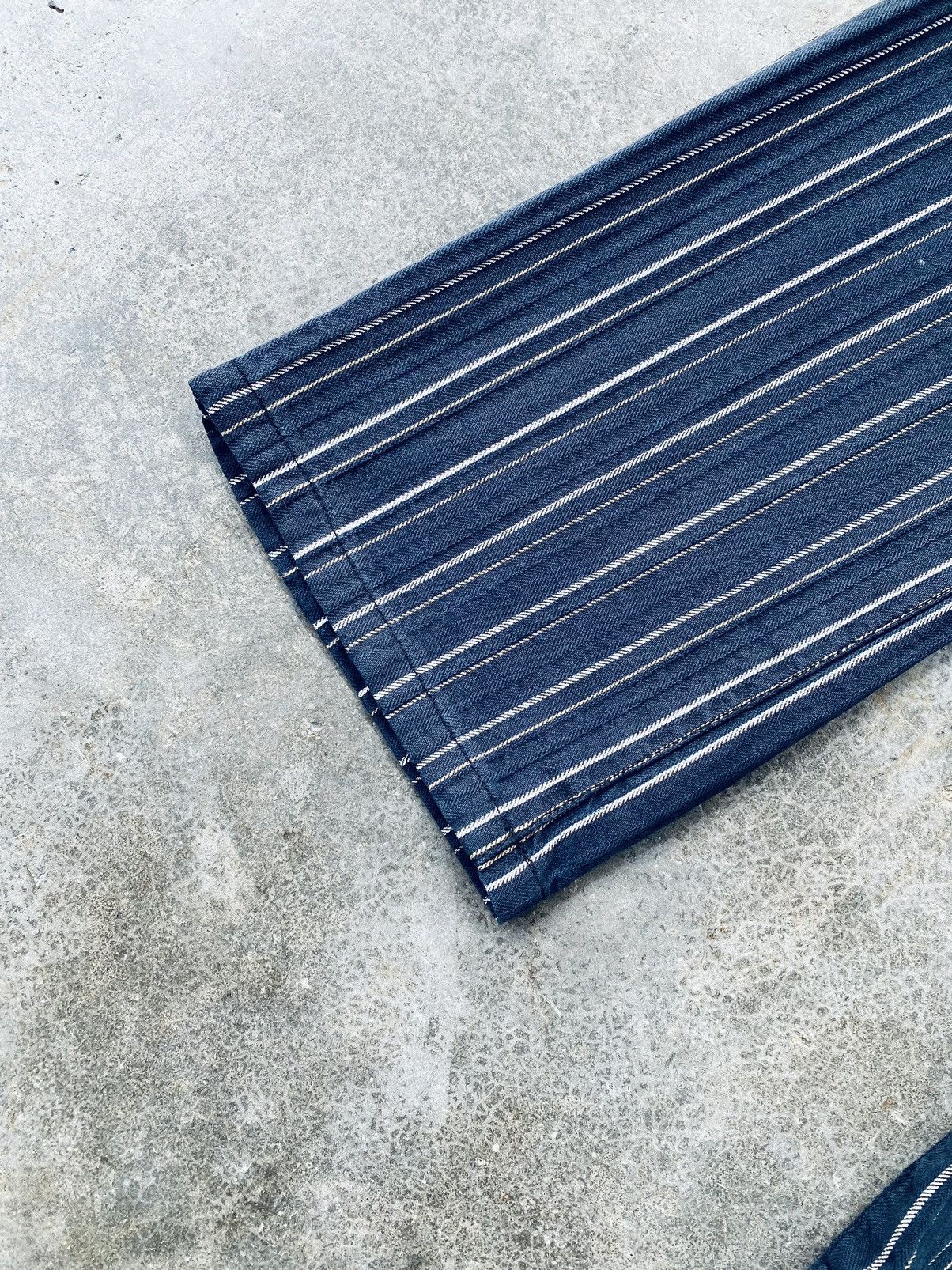 Vintage Vintage Ikka Herringbone Striped Distressed Pants Size US 30 / EU 46 - 10 Thumbnail