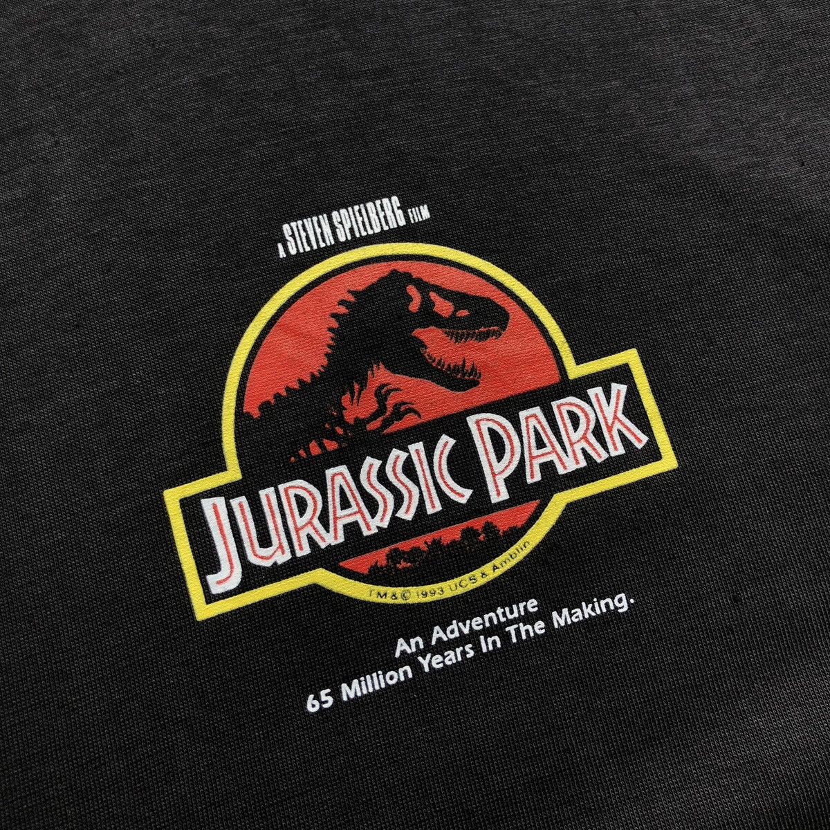 Vintage Jurassic Park 90’s Movie Steven Spielberg Vintage T-Shirt Size US XL / EU 56 / 4 - 5 Thumbnail