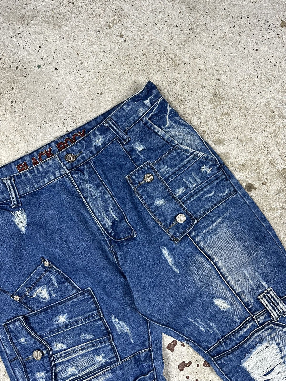 If Six Was Nine × Vintage Vintage Y2K Cargo Distressed Reworked Denim Pants Jeans Size US 32 / EU 48 - 8 Thumbnail