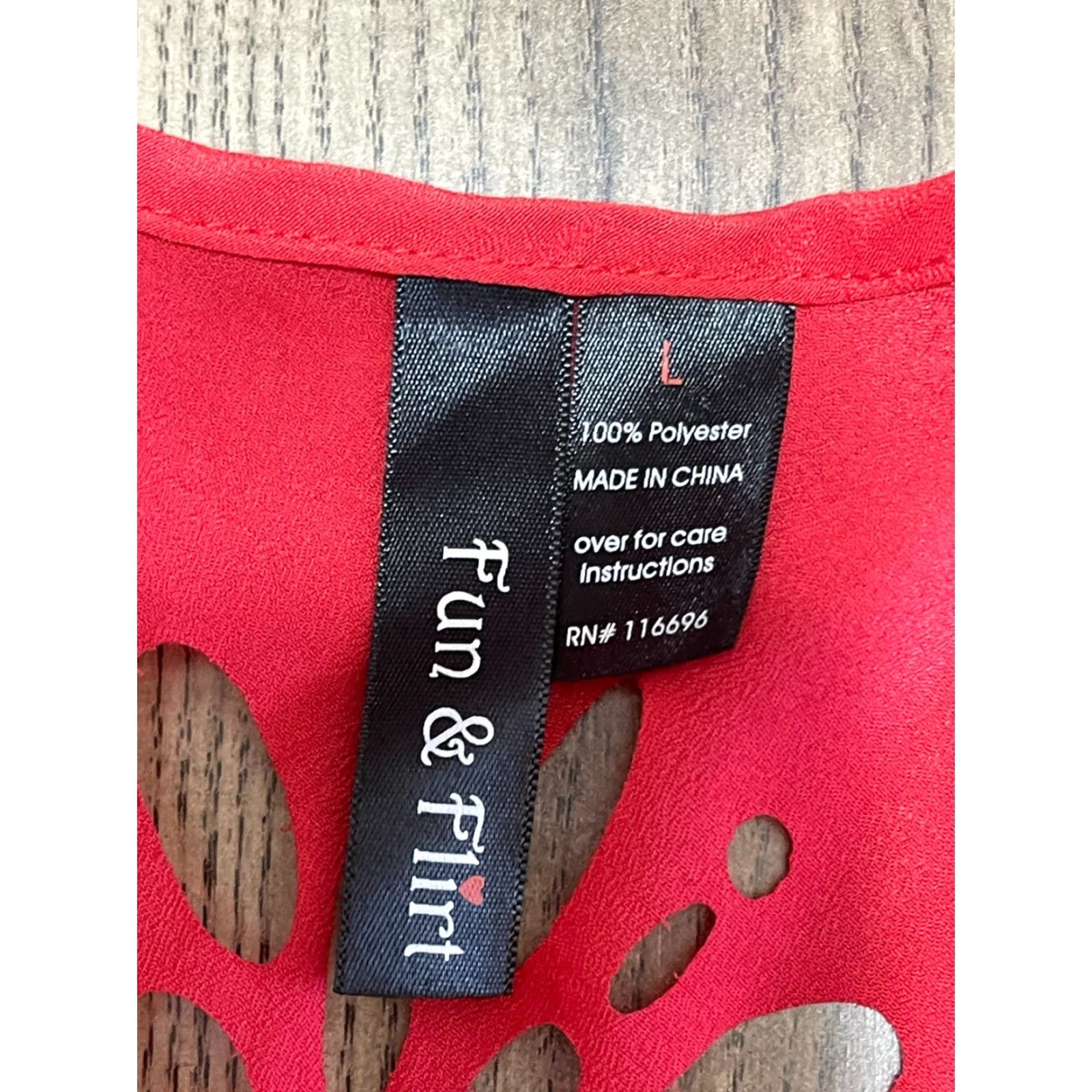 Vintage Fun & Flirt Tank Top Women’s Large Red Sleeveless Floral Holes Tank Size L / US 10 / IT 46 - 7 Thumbnail
