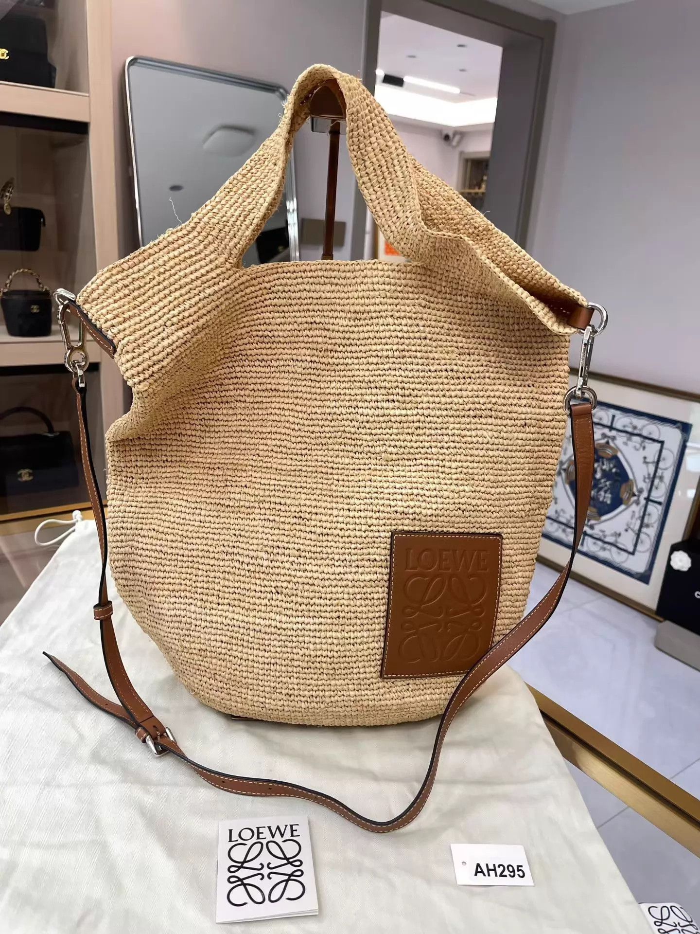 Loewe LOEWE 2019 Resort Straw Tote w/ Cowhide Strap & Logo AH295 Size ONE SIZE - 2 Thumbnail