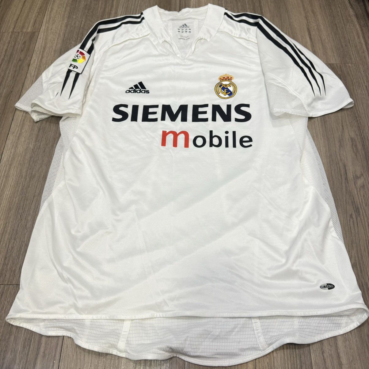 Other Real Madrid 04/05 player issue home shirt Size US L / EU 52-54 / 3 - 1 Thumbnail