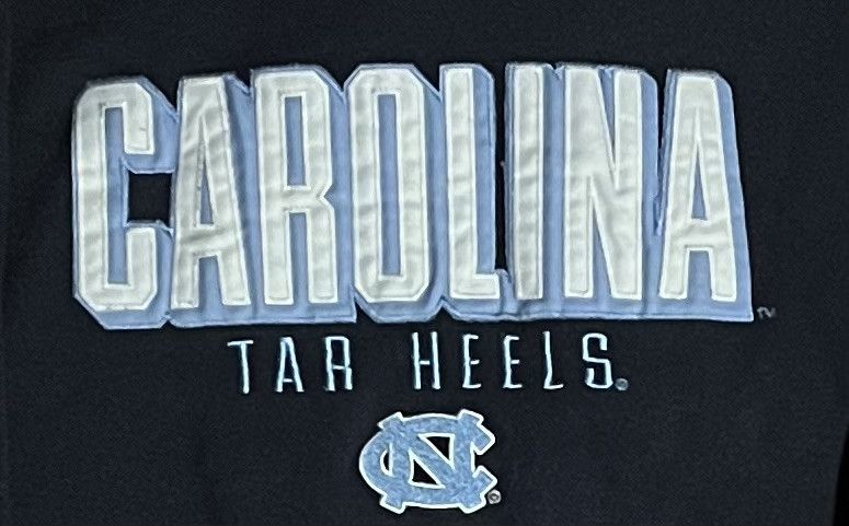 Champion Champion Carolina Tar Heels pullover sweatshirt hoodie Size US M / EU 48-50 / 2 - 3 Thumbnail