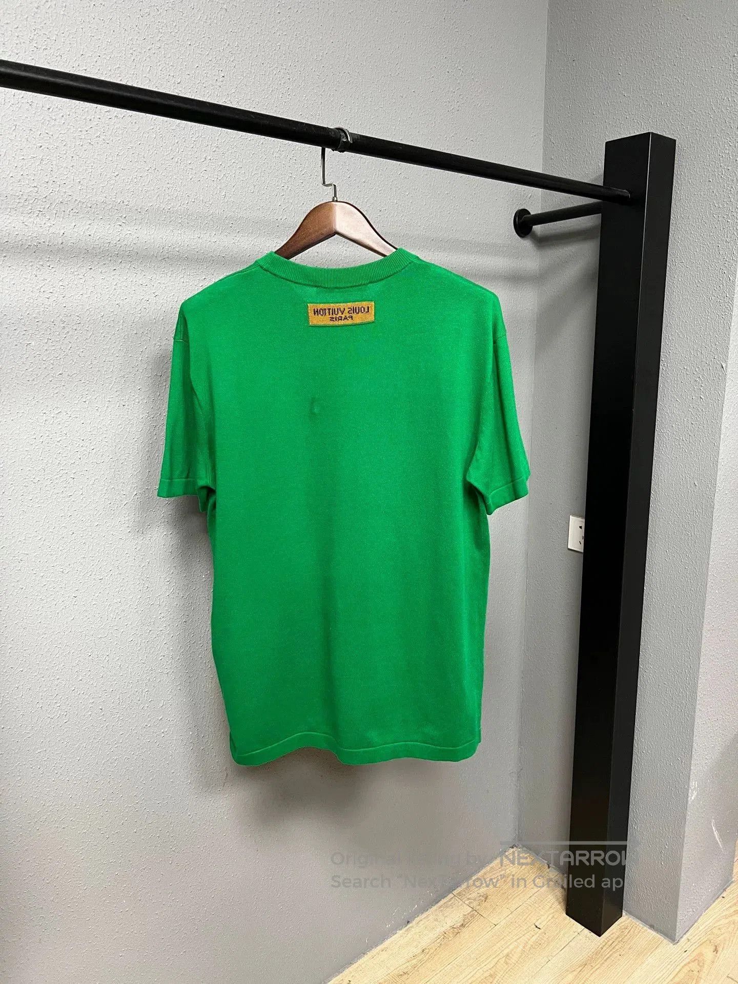 lv green knitted short sleeve t-shirt.